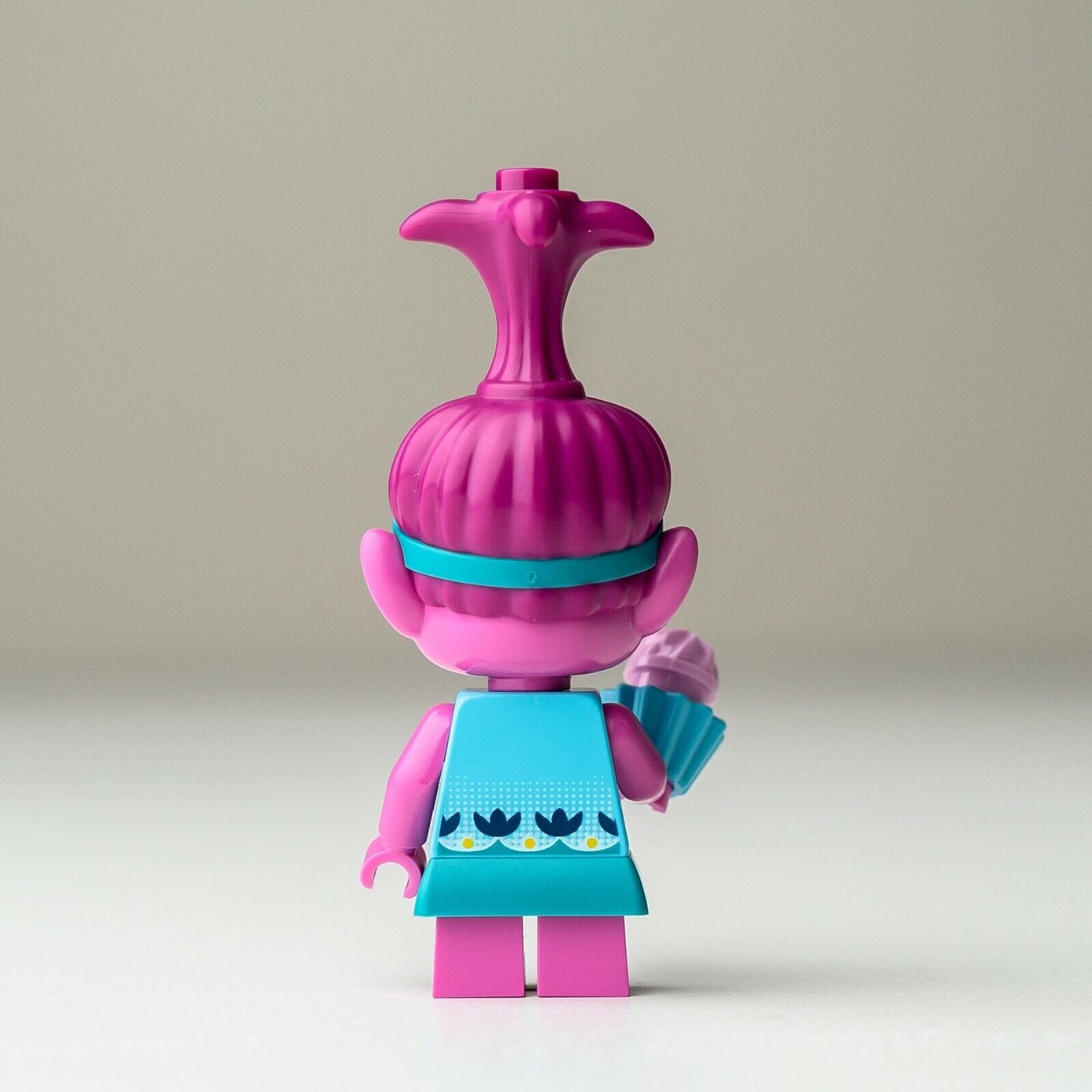 New LEGO Poppy (w/ Cupcake and Swirl) Minifigure - Poppy's Pod - 41251 (twt009) - StudBee