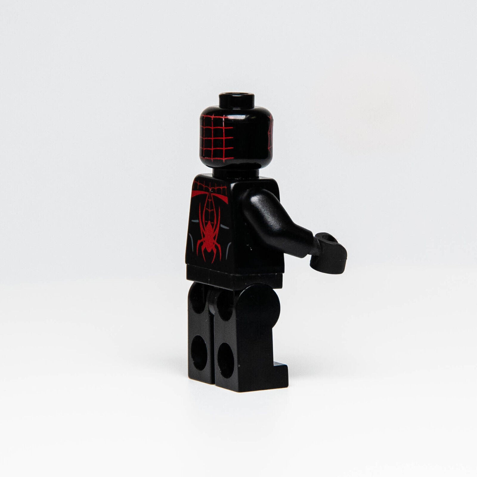 LEGO Spider-Man Minifigure Miles Morales (sh540) 76113 Black Suit/Hands Red Web - StudBee