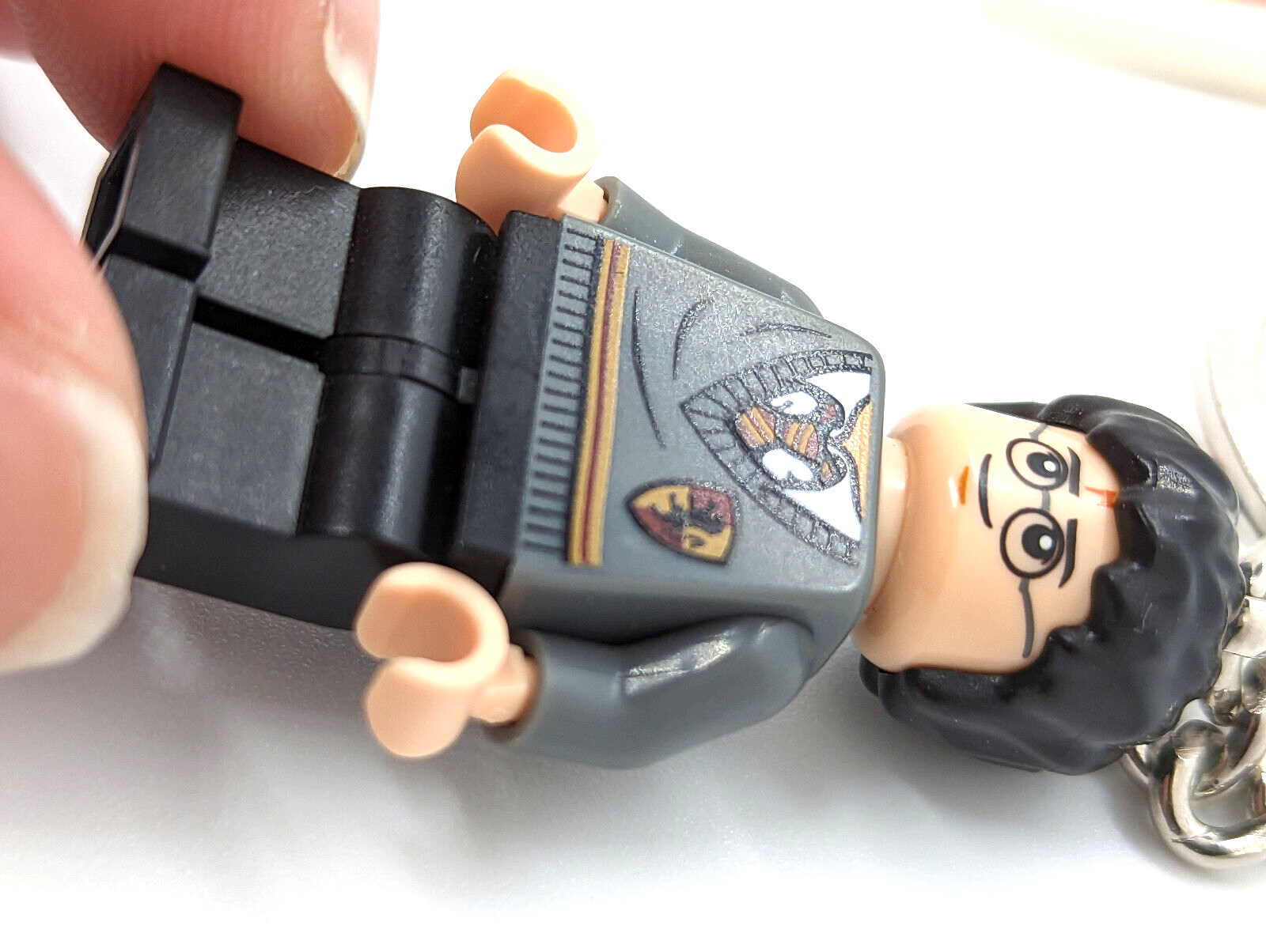 Lego Minifigure Key Chain - Harry Potter Gryffindor Crest - 852954 (hp094) - StudBee