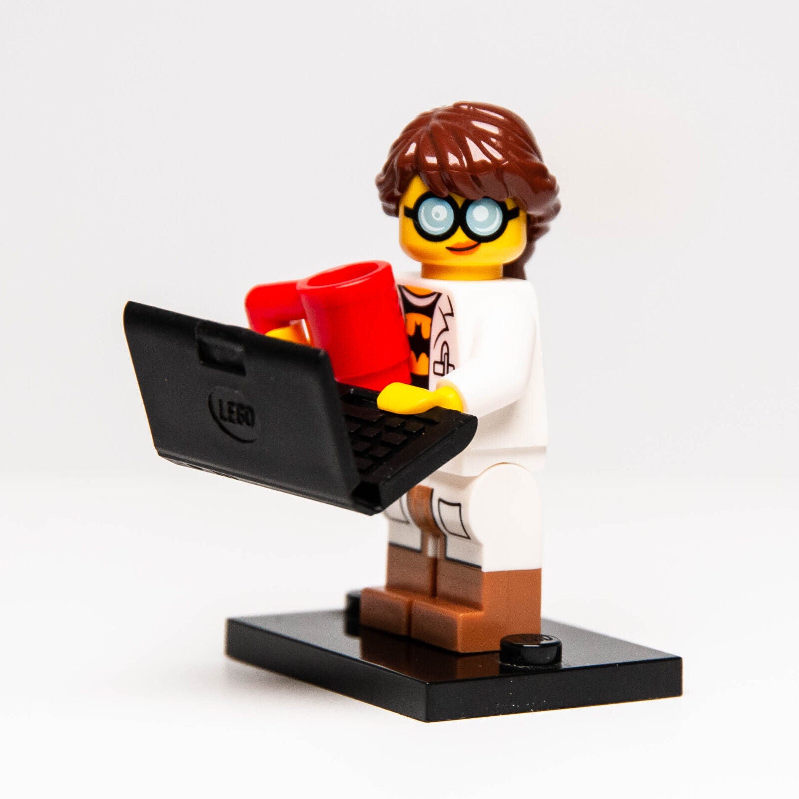 LEGO Ninjago CMF Minifigure: GPL Tech Labcoat, Batman Shirt (coltlnm-18) 71019 - StudBee