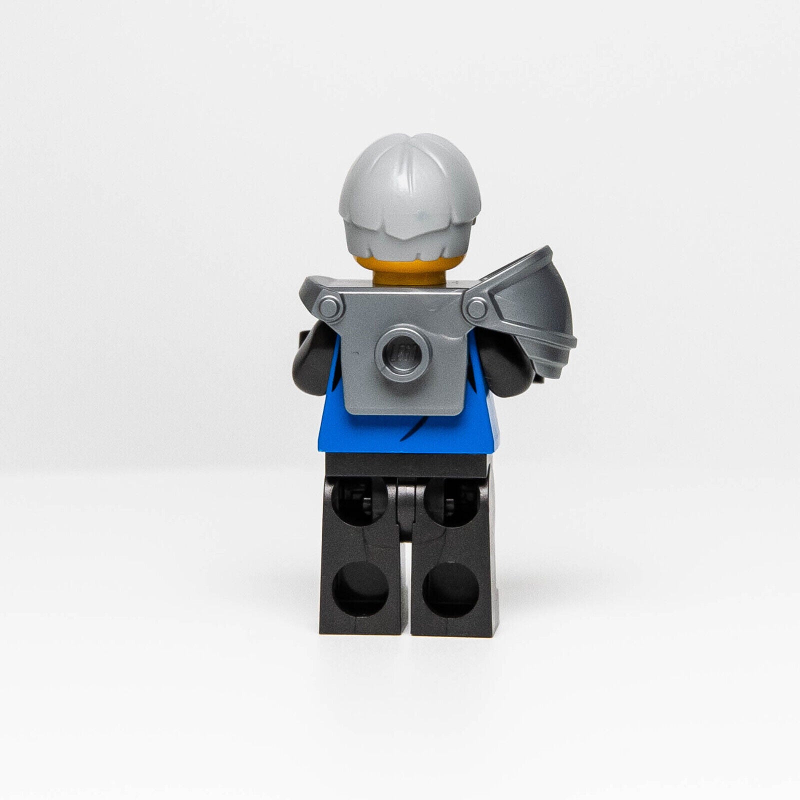 NEW LEGO Medieval Male Knight Minifigure (IDEA085) Black Falcon 21325 - StudBee