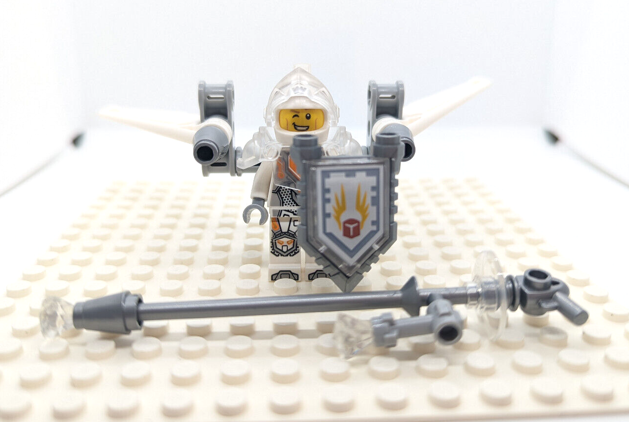 LEGO Nexo Knights Minifigure - Ultimate Lance w/ Wing Suit & Weapon (nex055) - StudBee