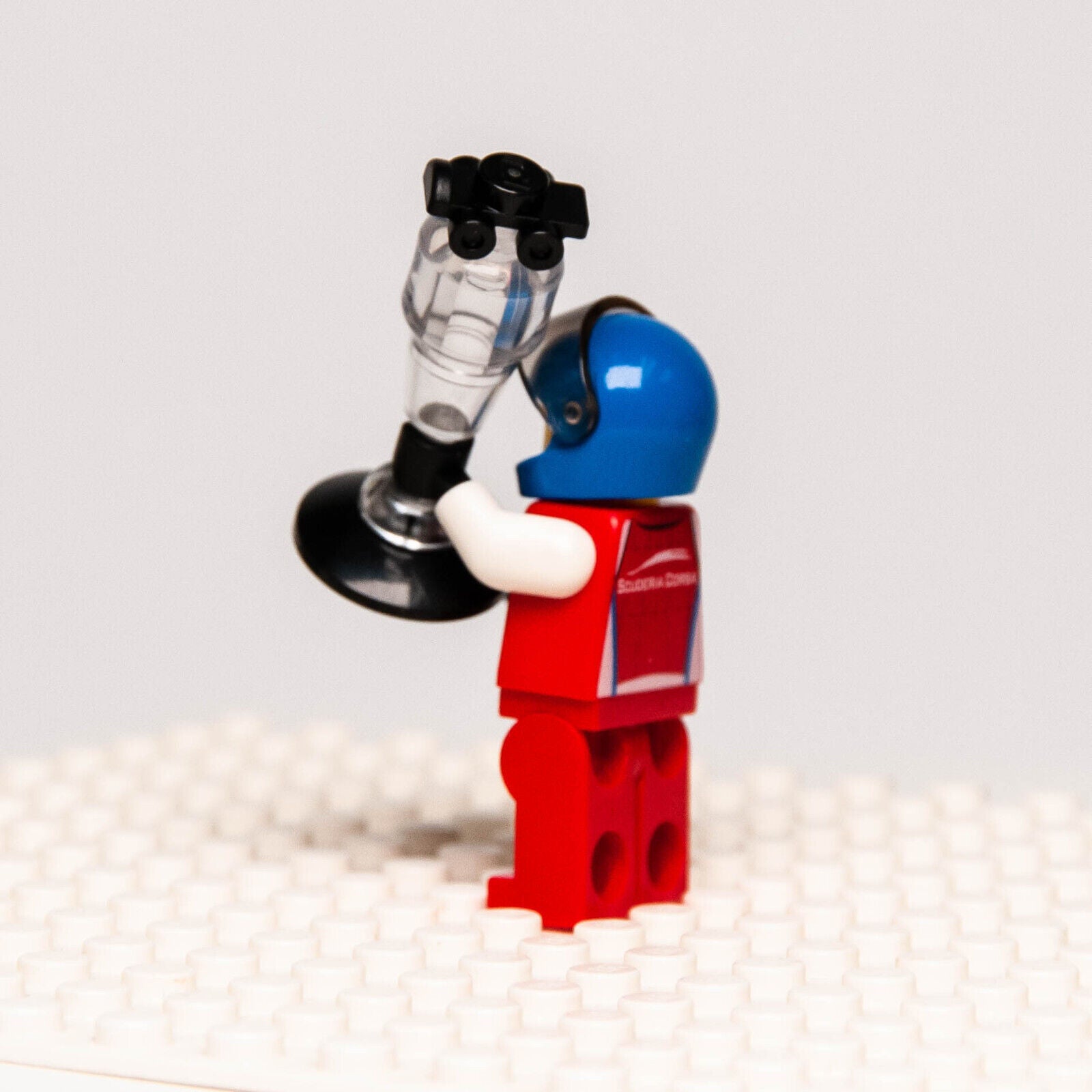 Lego Speed Champions Minifigure -  Ferrari 488 GT3 Scuderia Corsa Driver (sc056) - StudBee