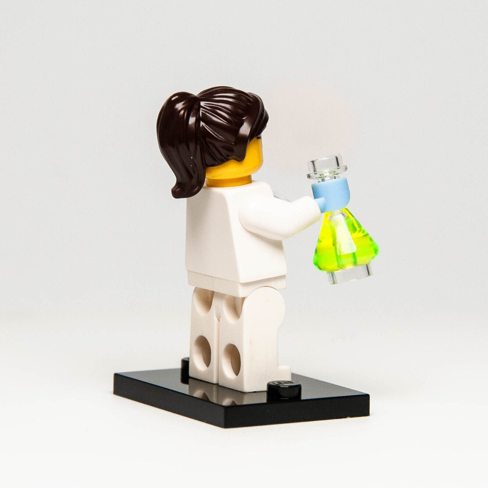 LEGO CMF Minifigure 71002 Series 11 Female Scientist (col11-11 col173) Lab Flask - StudBee