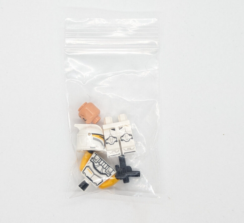 New Lego Star Wars Minifigure: Clone Trooper Commander (Phase 1) 75340 (sw1146) - StudBee