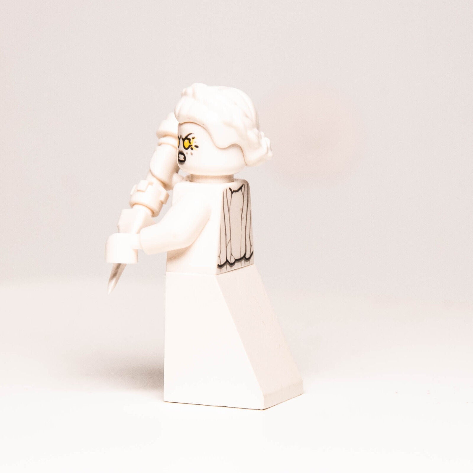 LEGO Nexo Knights Minifigure - White Stone Statue (nex121) 70357 Knighton Castle - StudBee