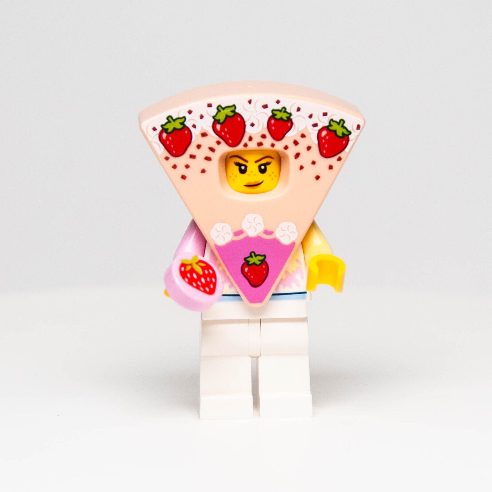 New Lego BAM 2023 Minifigure Strawberry Shortcake w/ Pastel TieDye Shirt