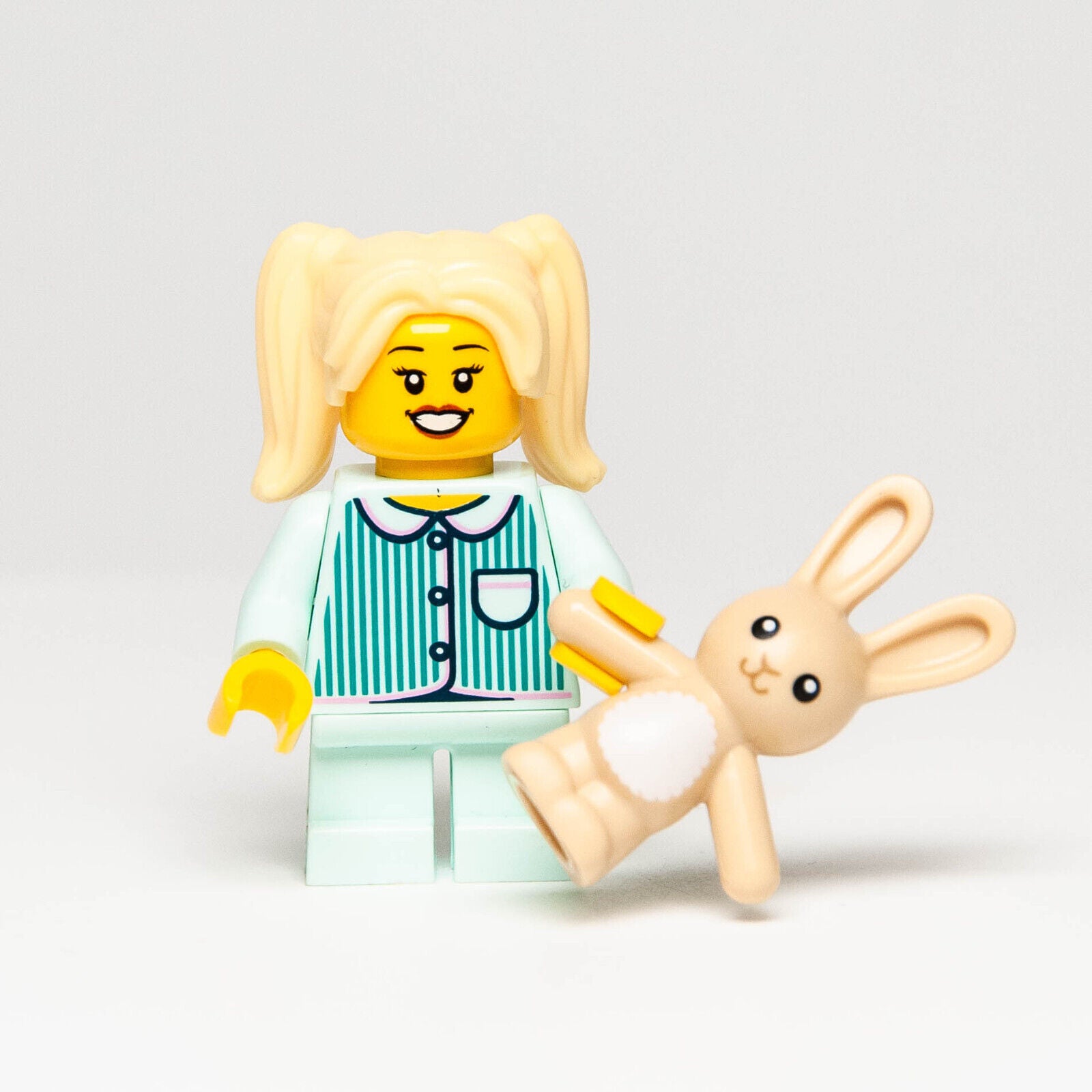 New Lego BAM Minifigure - Aqua PJ Pajamas Little Girl & Bunny 2022 Bedtime - StudBee