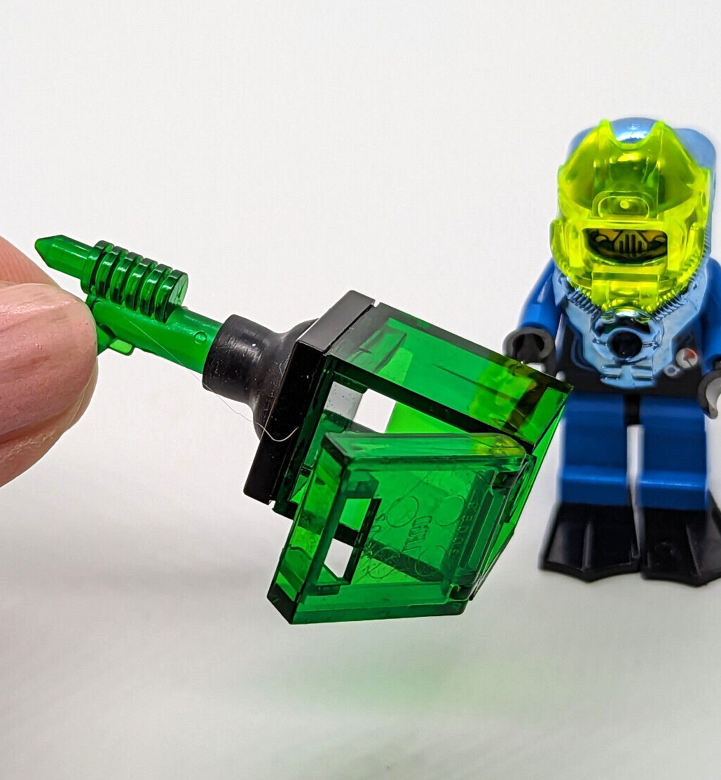 Lego Aquazone Hydronaut Diver - Navigator Hip Muddy Waders (aqu009) Suction Gun - StudBee