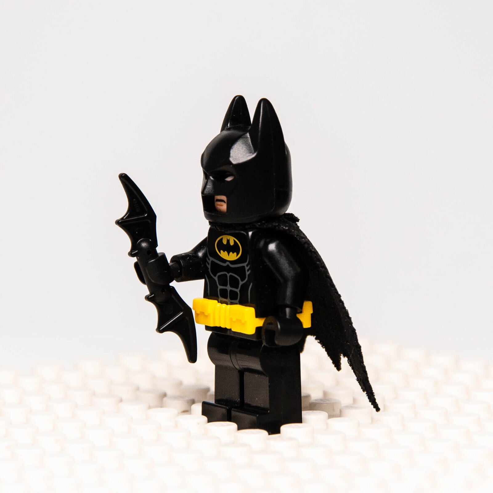 LEGO Minifigure - Batman Utility Belt Head Type 1 (sh312) 70909 70905 70916 7092 - StudBee