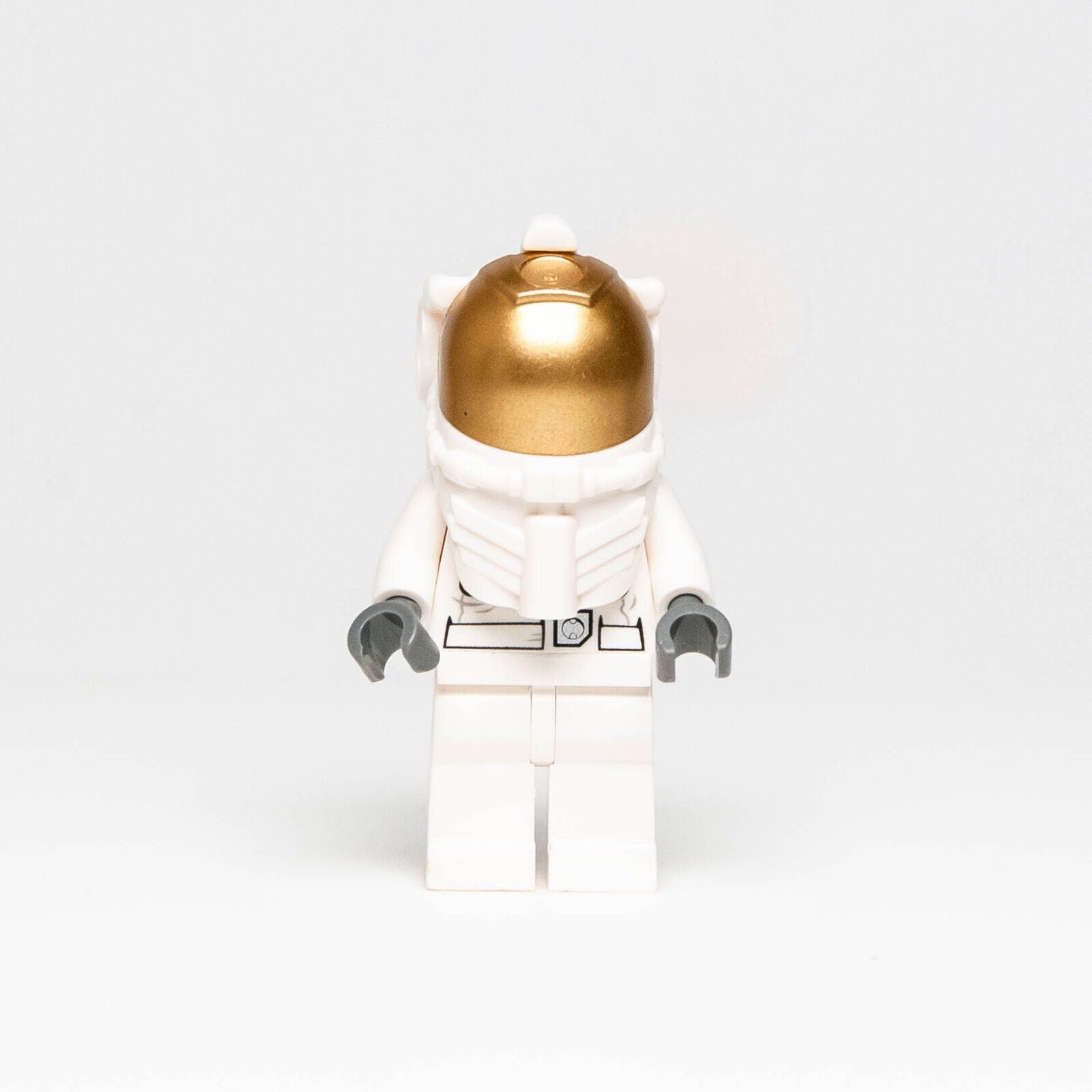 LEGO Space Minifigure Kingdoms CMF -Female Astronaut (col279) 5002147 TRU (sp - StudBee