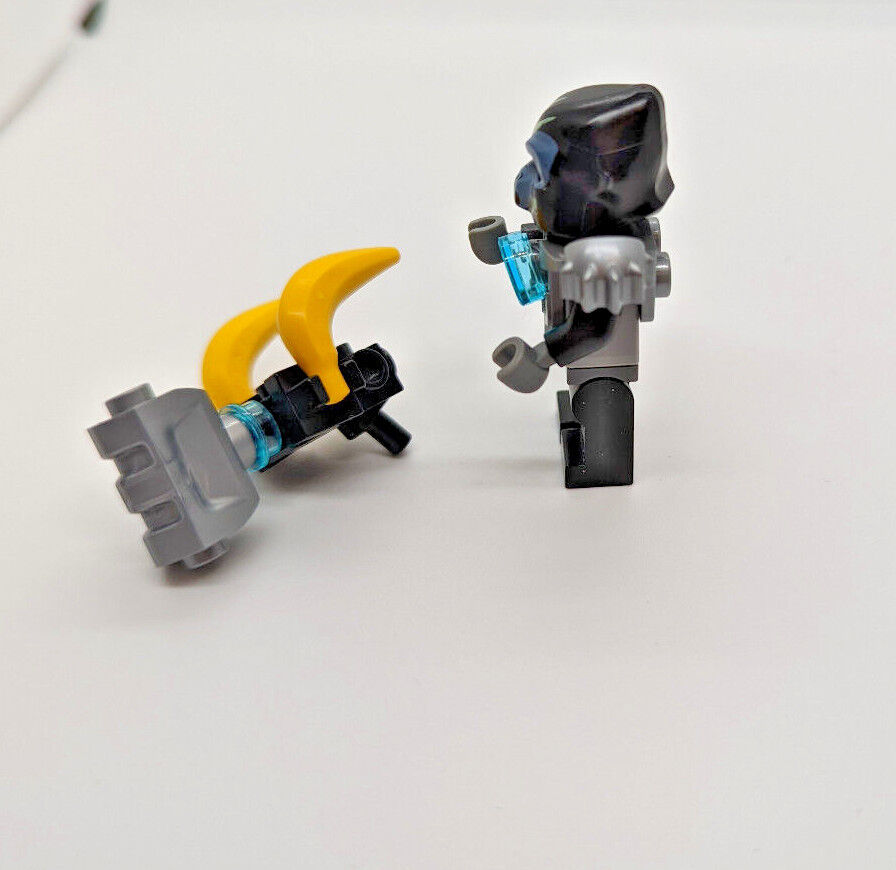 LEGO Chima Gorzan Minifigure with Banana Gun 70130 (loc068) - StudBee