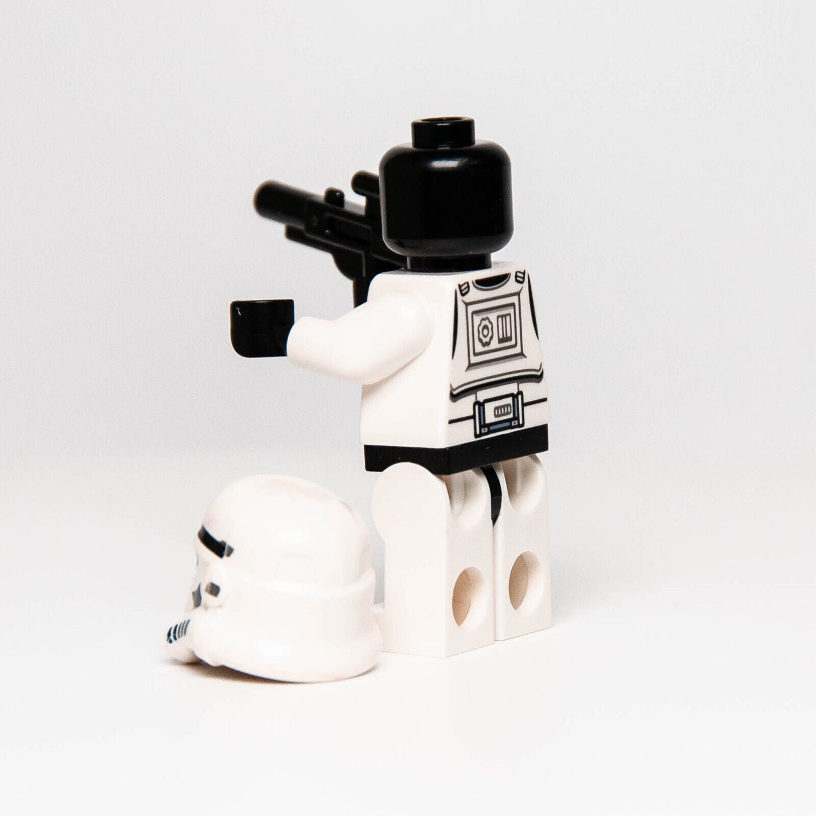 Lego Star Wars Stormtrooper Minifigure w/ Blaster (sw0366) 10236 9489 - StudBee