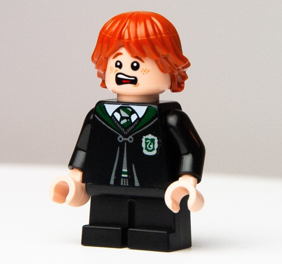 NEW Ron Weasley, Slytherin Robe - 7638 -  (hp287) LEGO Minifigure - StudBee