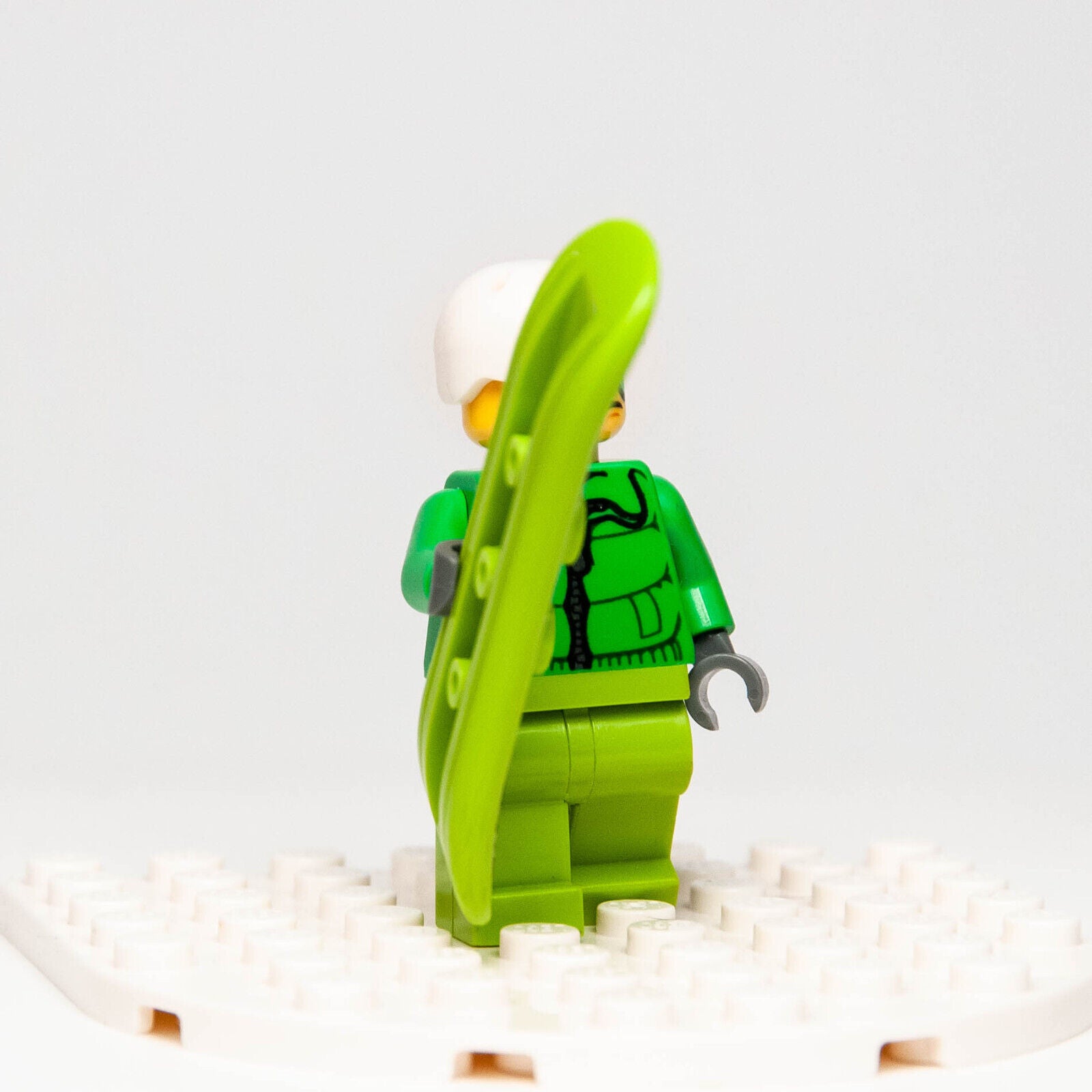 Lego City Minifigure - Winter Snowboarder Skier (cty0857) 60179 - StudBee