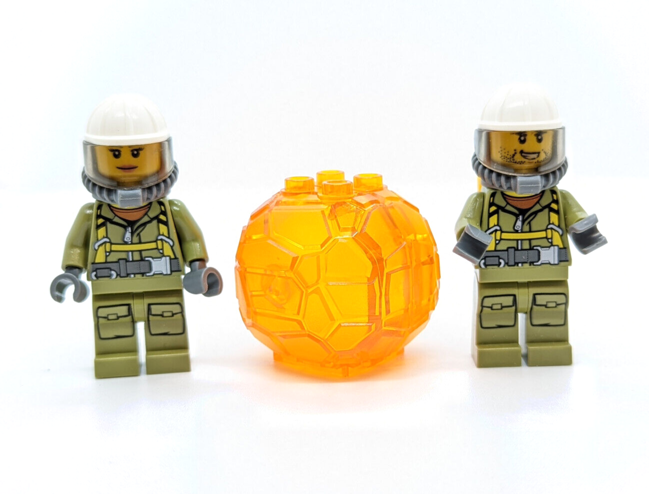 LEGO City Volcano Explorer Minifigures Lot (cty0681 cty0686 ) w/ Boulder 60125 - StudBee