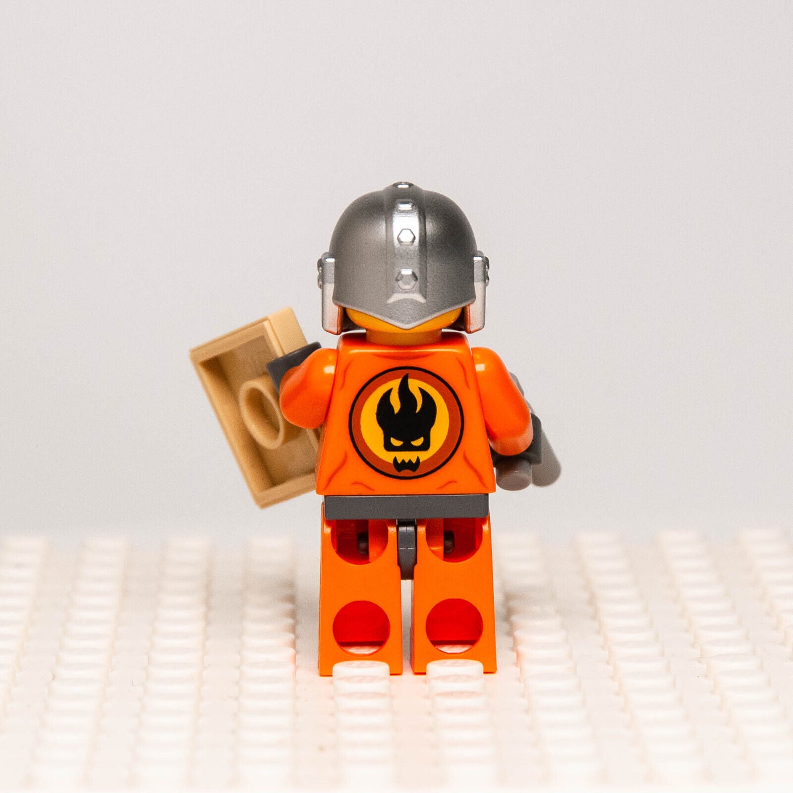 LEGO Agents Minifigure - Break Jaw (agt003) Swamp Raid w/ Map 8632 - StudBee