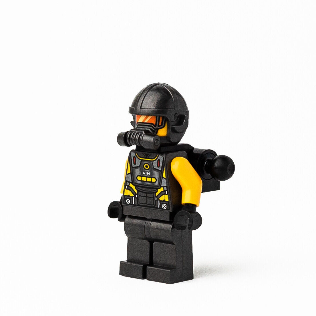 New LEGO AIM Agent - Backpack & Pins w/ Tow Ball Minifigure - 76142 (sh628) - StudBee