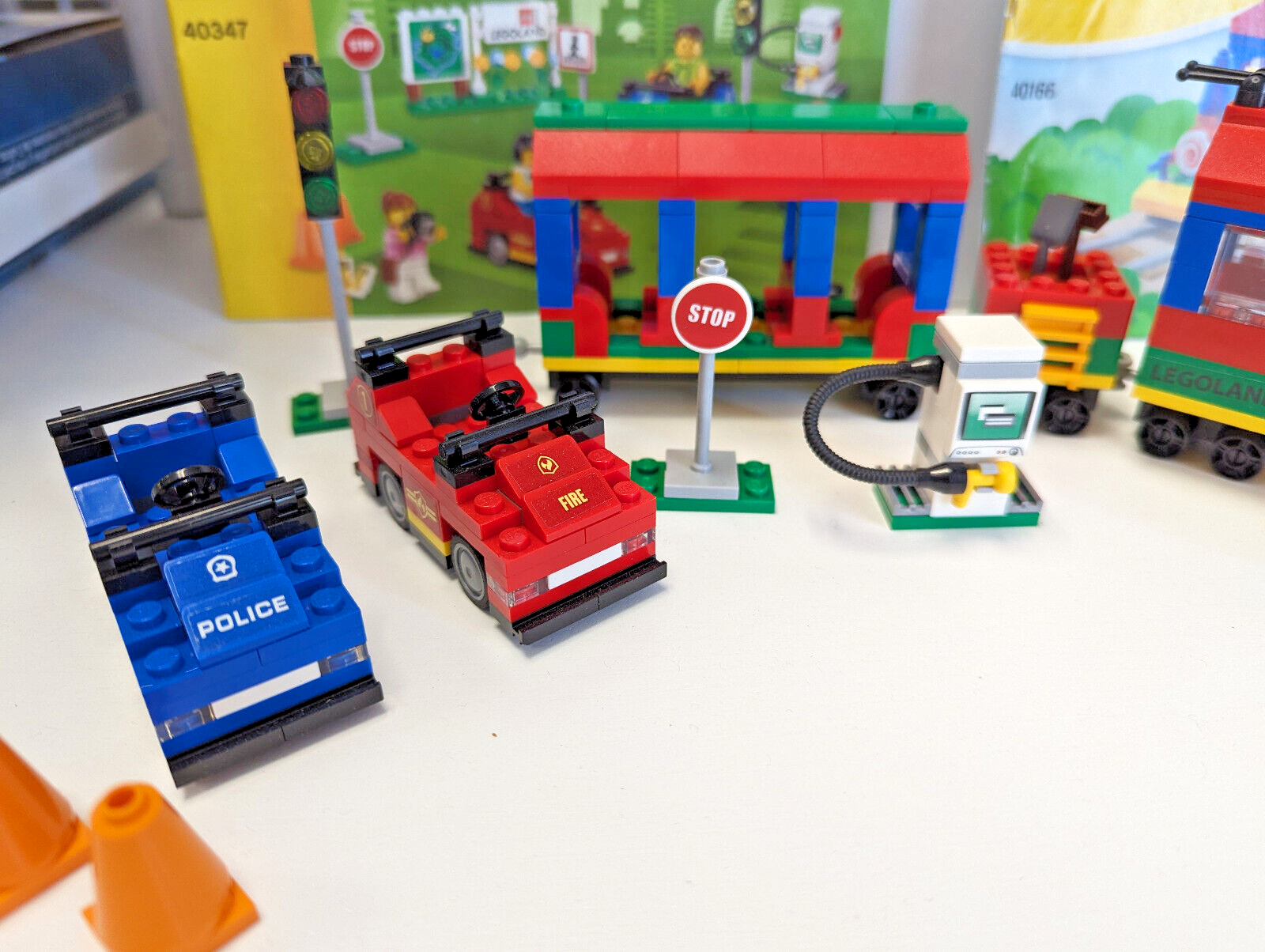 Lego Legoland Exclusive Set Lot Driving School Cars 40347 Train