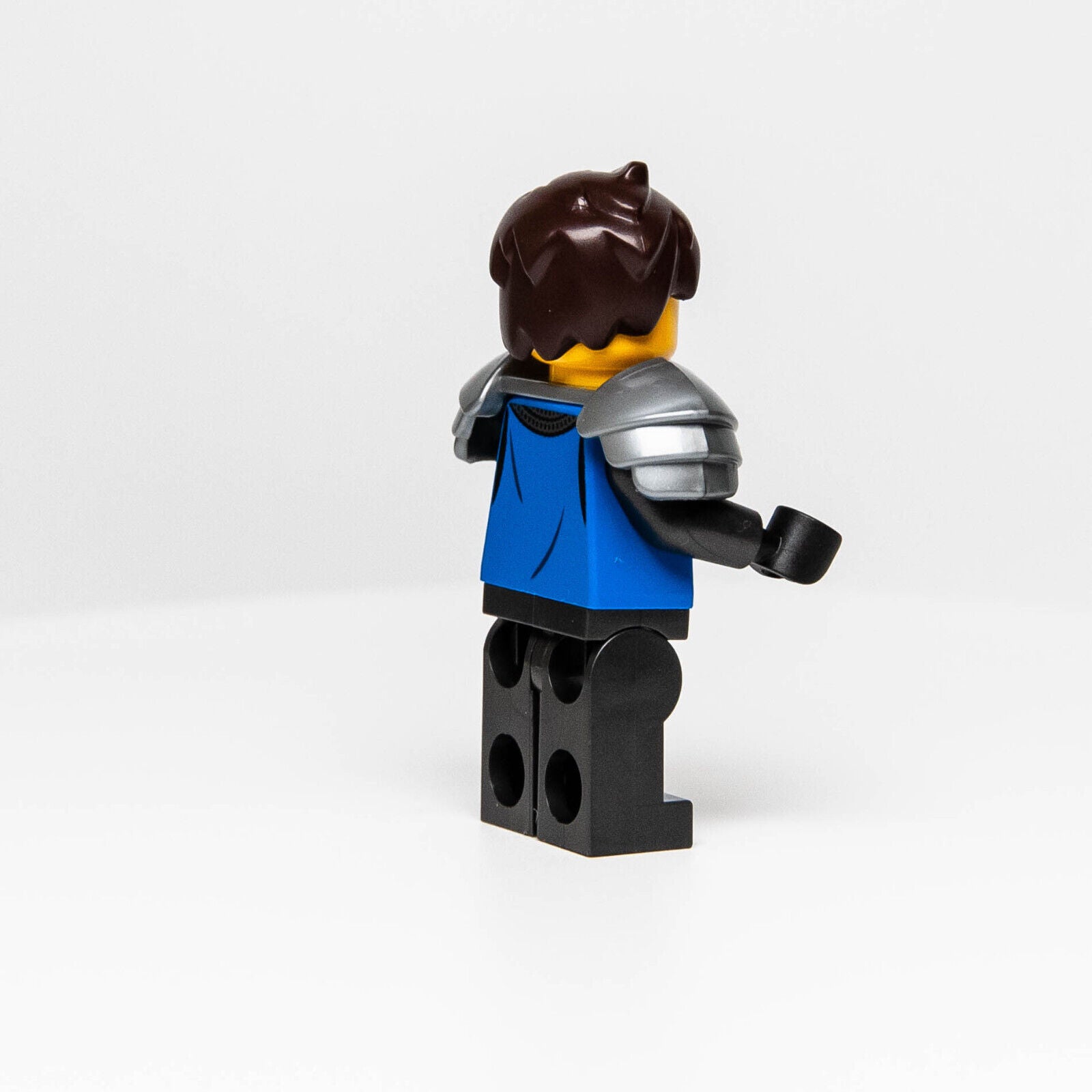 NEW LEGO Medieval Female Knight Minifigure (IDEA084) Black Falcon 21325 - StudBee