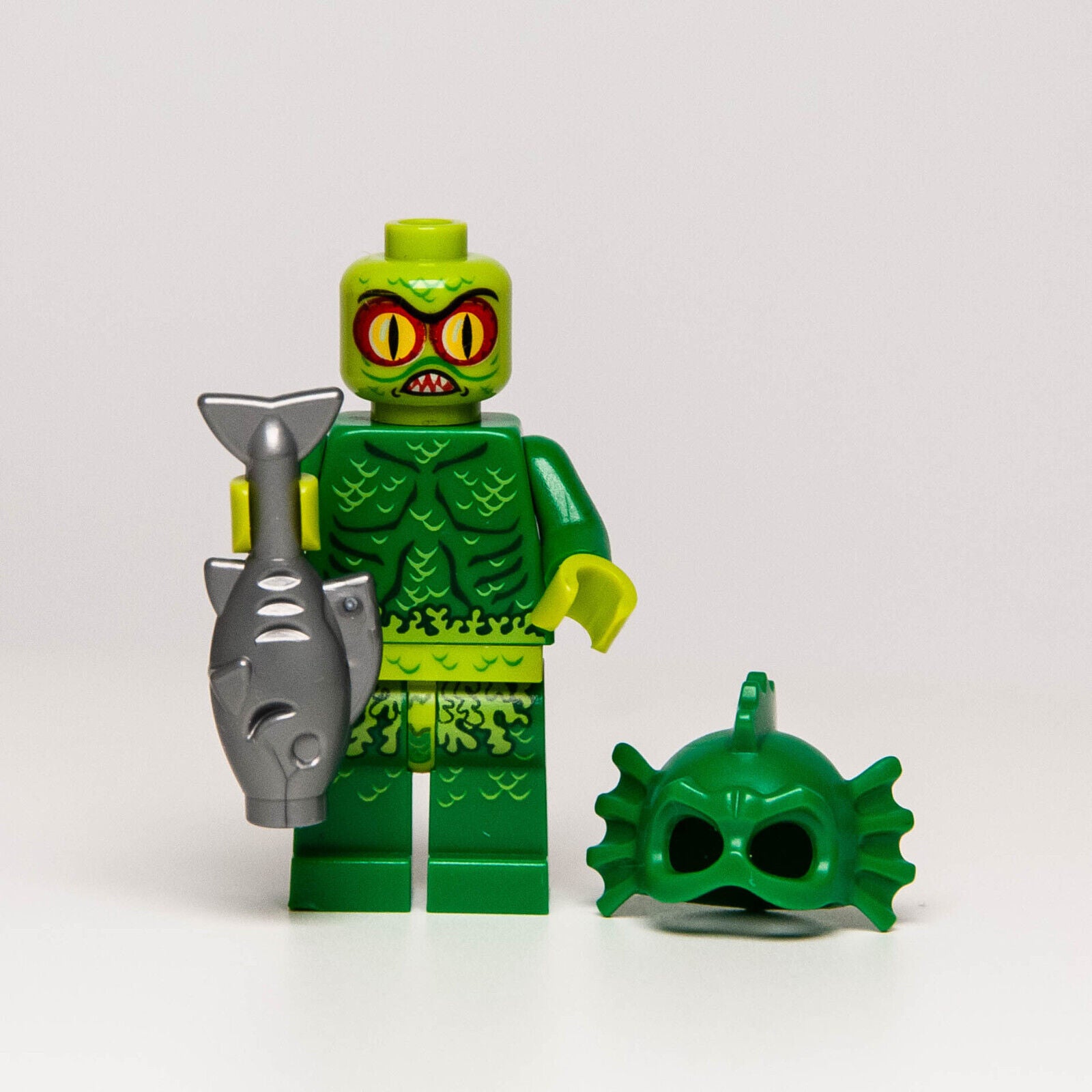 LEGO Swamp Creature Thing - Monster Fighters - 9461 (mof014) Moonstone - StudBee