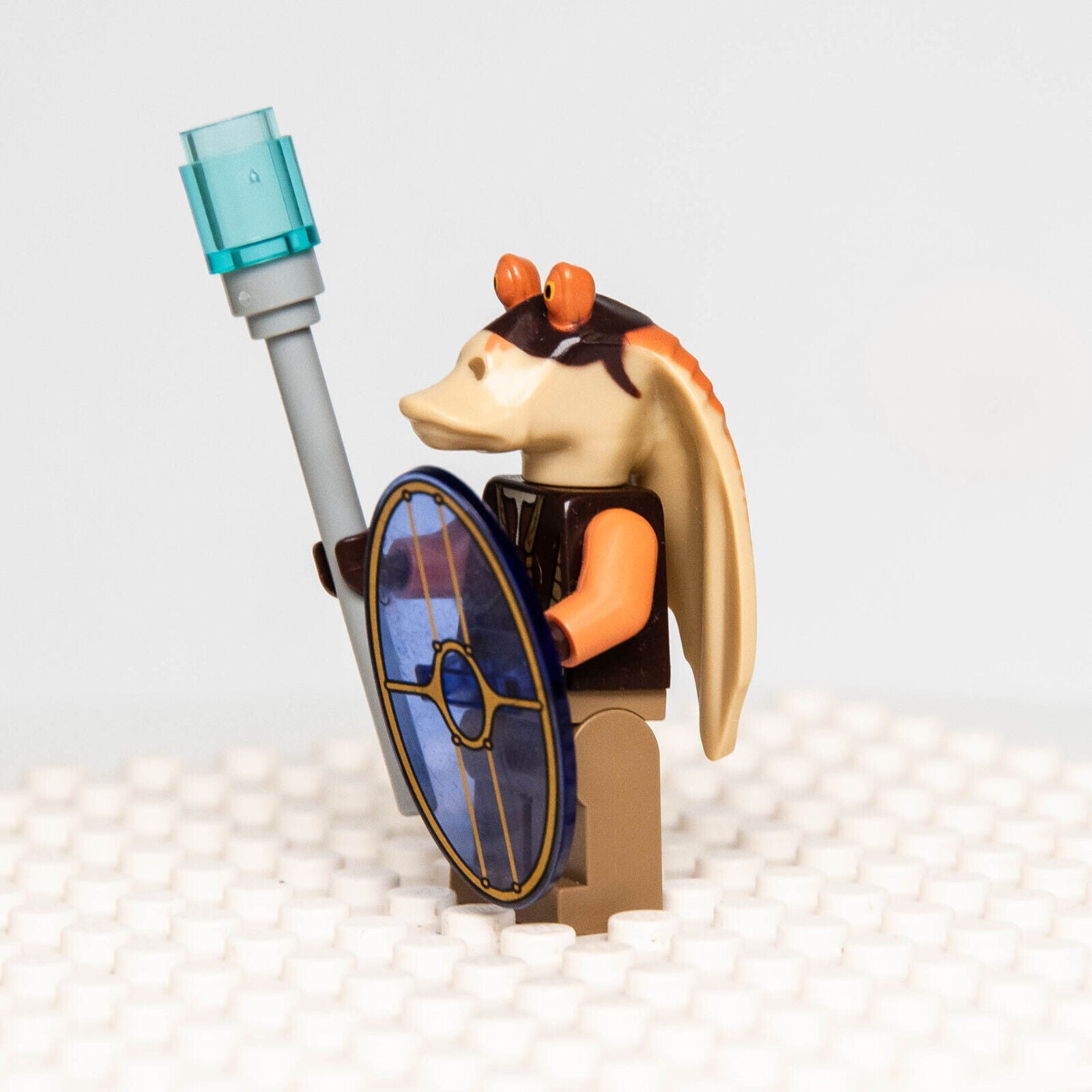 New LEGO Minifigure Star Wars Gungan Warrior w/ Shield (sw0628) 75086 - StudBee