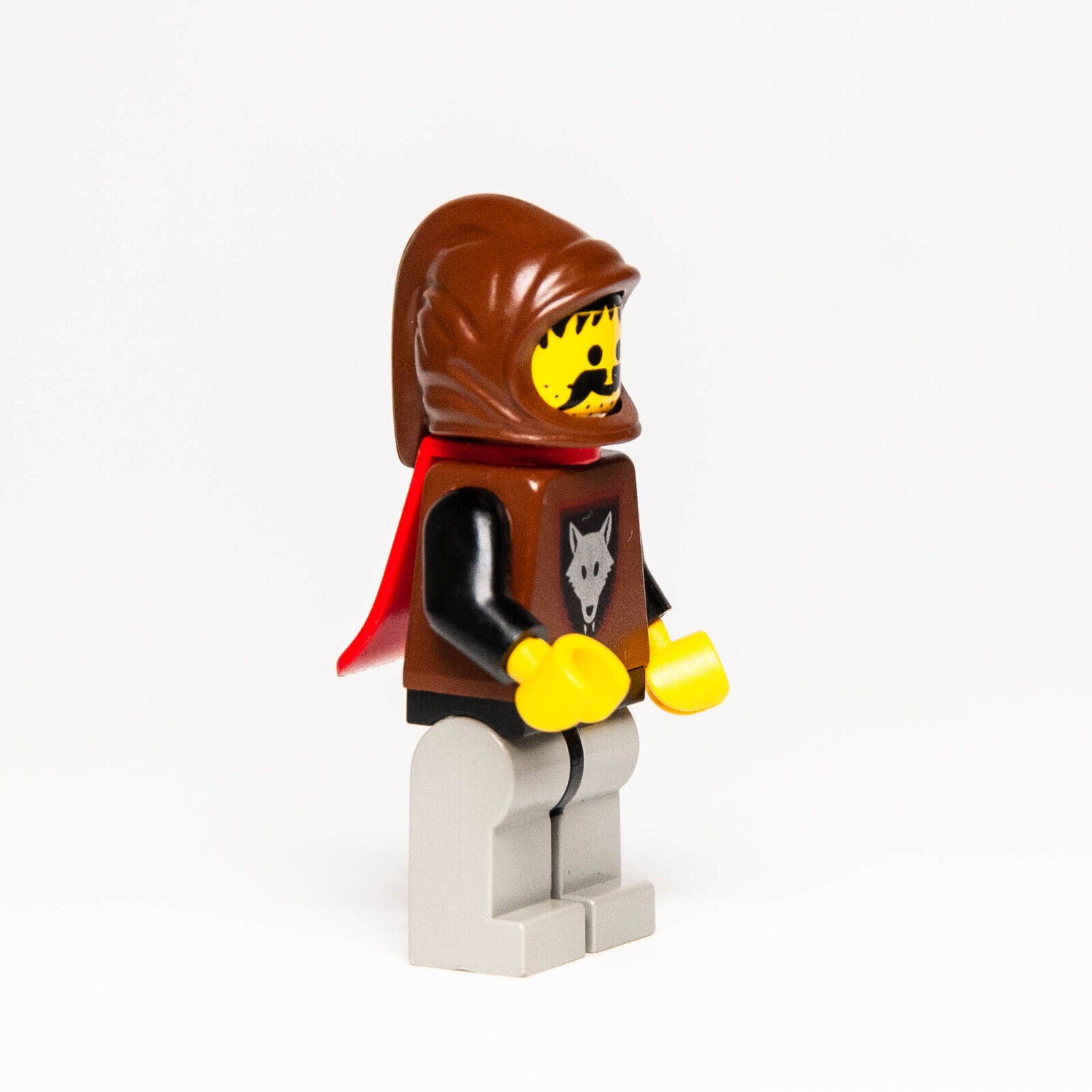 LEGO Castle Black Knights Minifigure - Wolfpack Red Cape (cas252) 6086 6075 - StudBee