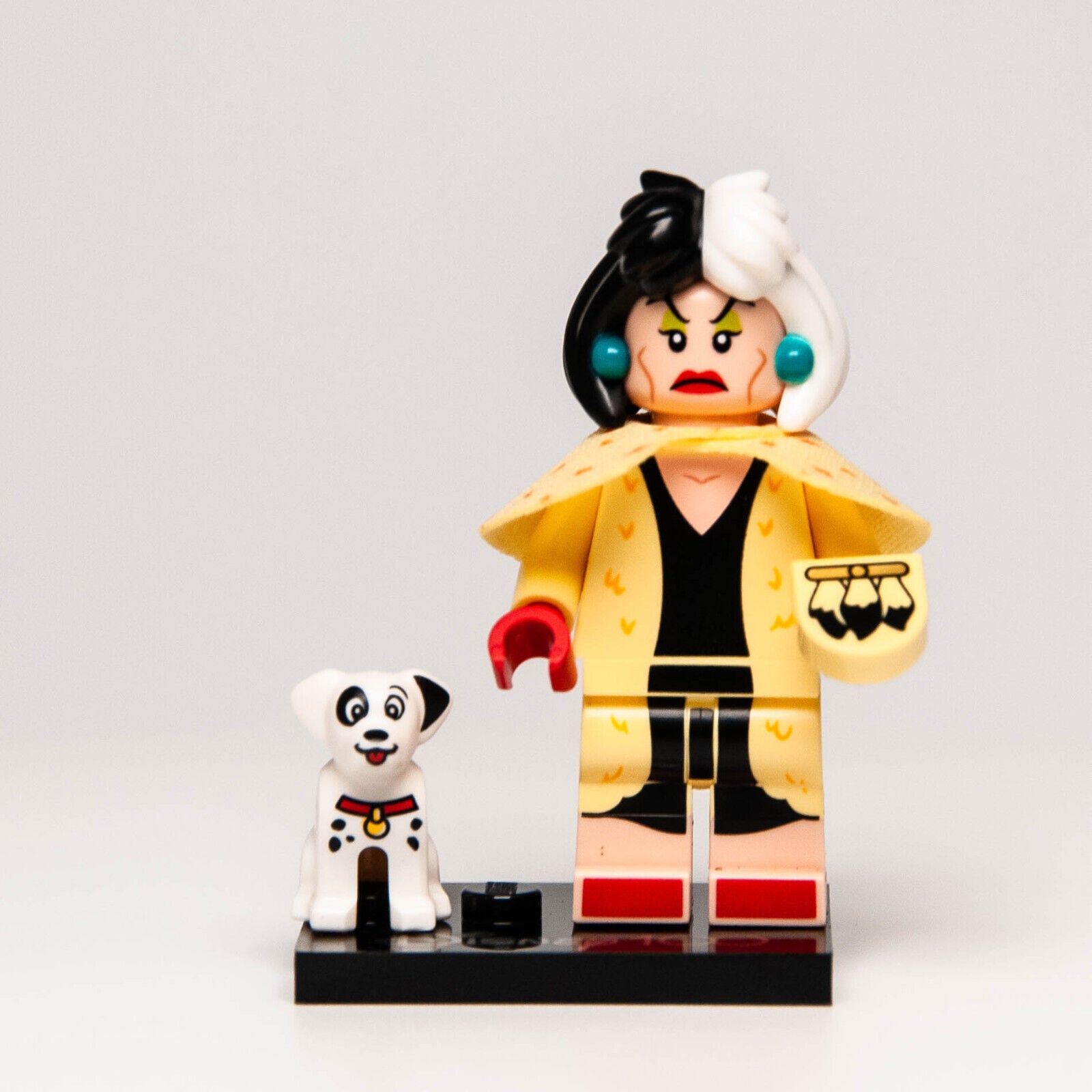 New LEGO Disney 100 Minifigure: Cruella de Vil & Pup CMF 71038 (coldis100-13) - StudBee