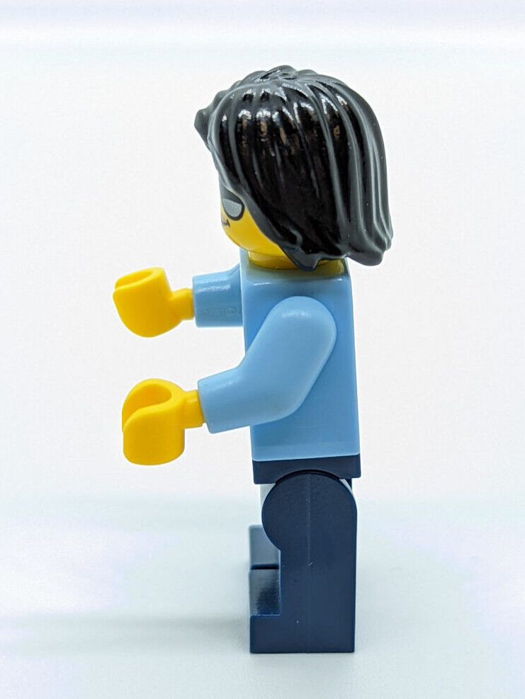 LEGO Female Police Officer Minifigure & Motorcycle (cty0936) 60200 Capital City - StudBee