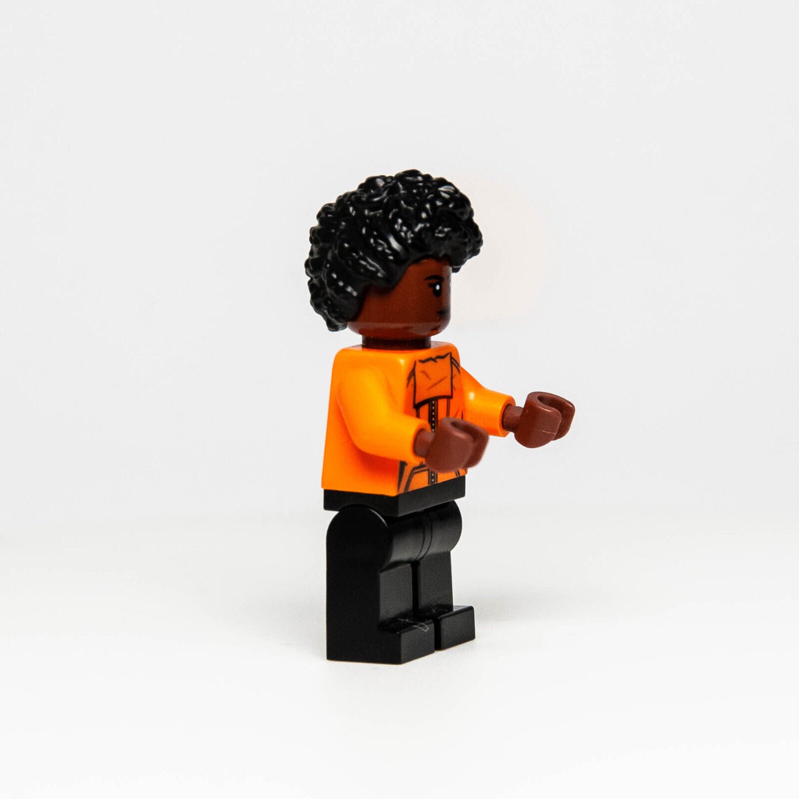 LEGO Marvel Minifigure - Shuri (sh512) Orange Top Avengers 76103 - StudBee