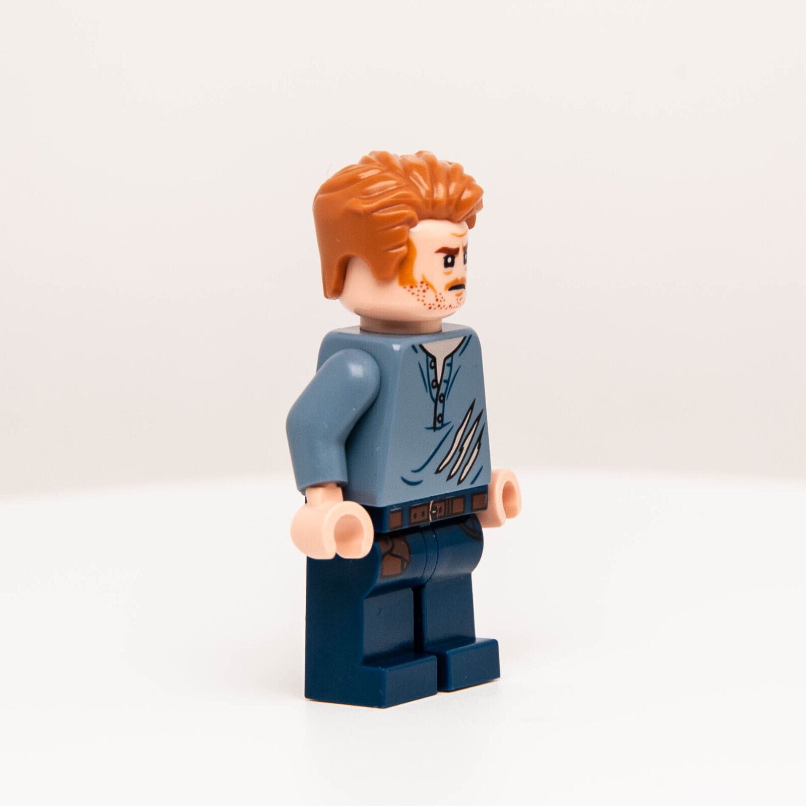 New LEGO Jurassic World Minifigure - Owen Grady Ripped Shirt Set 75929 (jw020) - StudBee