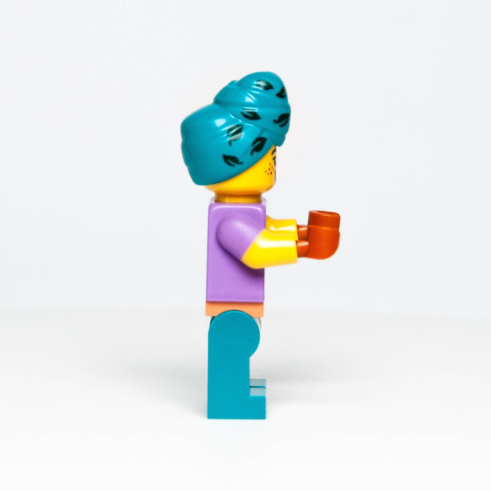 Lego Minifigure - Potter Artist w/ Bowl - 71037 Series 24 CMF (co1420)