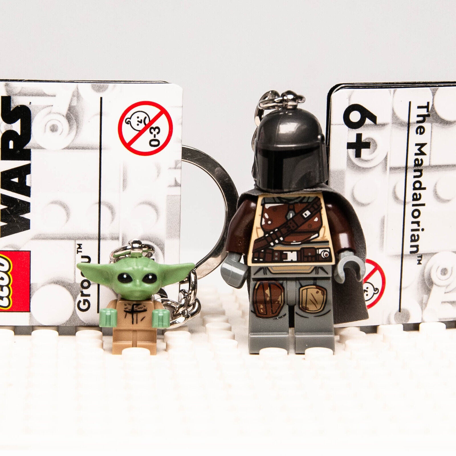 Lego Star Wars The Mandalorian and Grogu Baby Yoda Keychain bundle 854187 854124 - StudBee