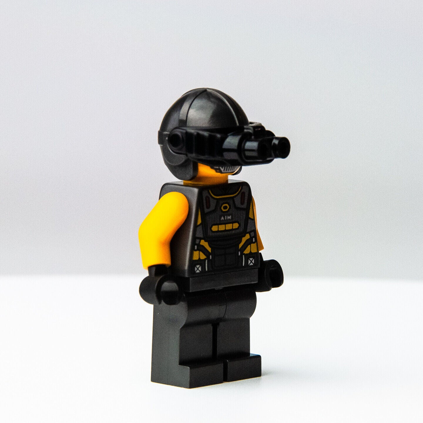 NEW AIM Agent - Night Vision Goggles - Avengers - 76164 (sh668) LEGO Minifigure - StudBee