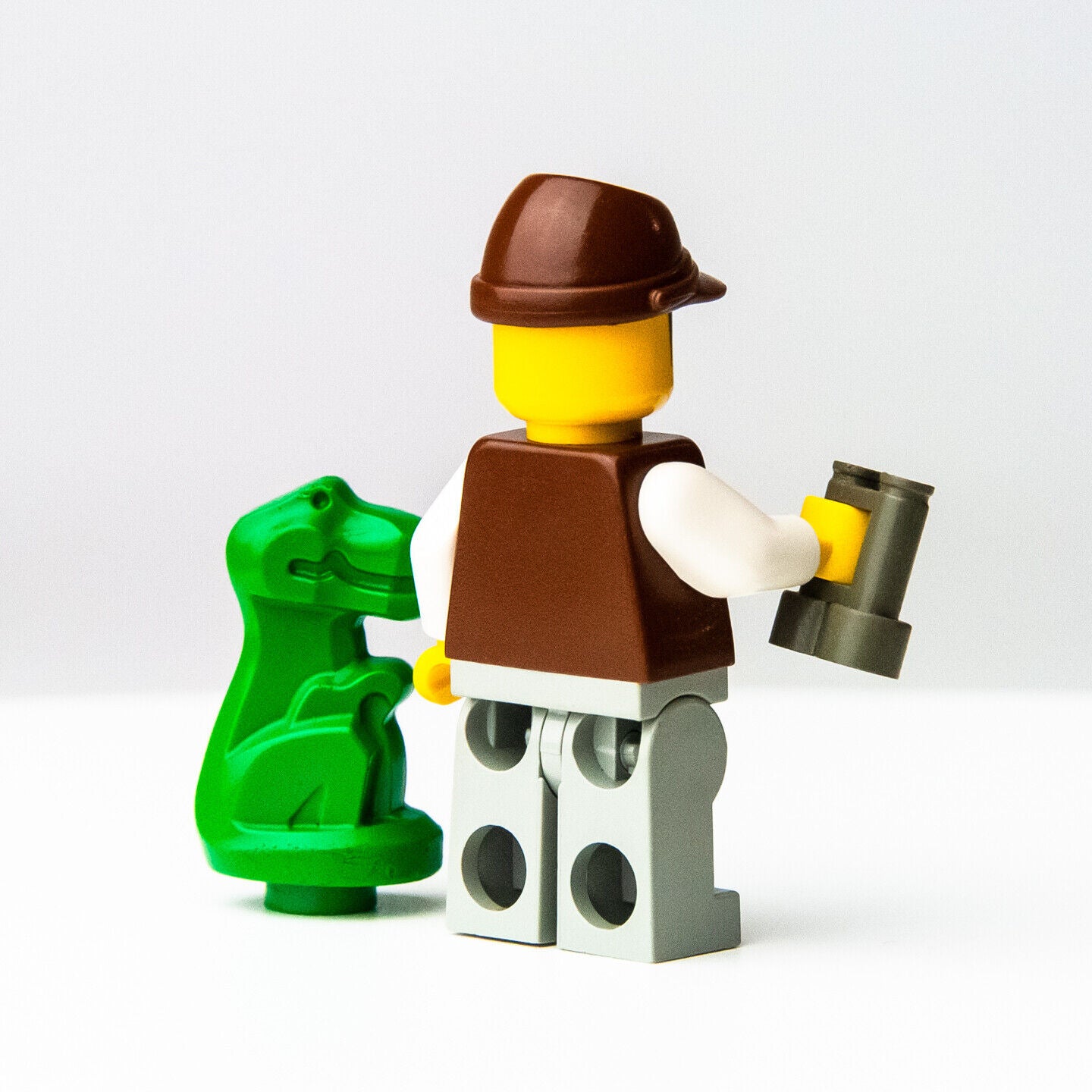 LEGO Mike (w/ Dinosaur) -  - 1281 5987 (adv014) Minifigure - StudBee