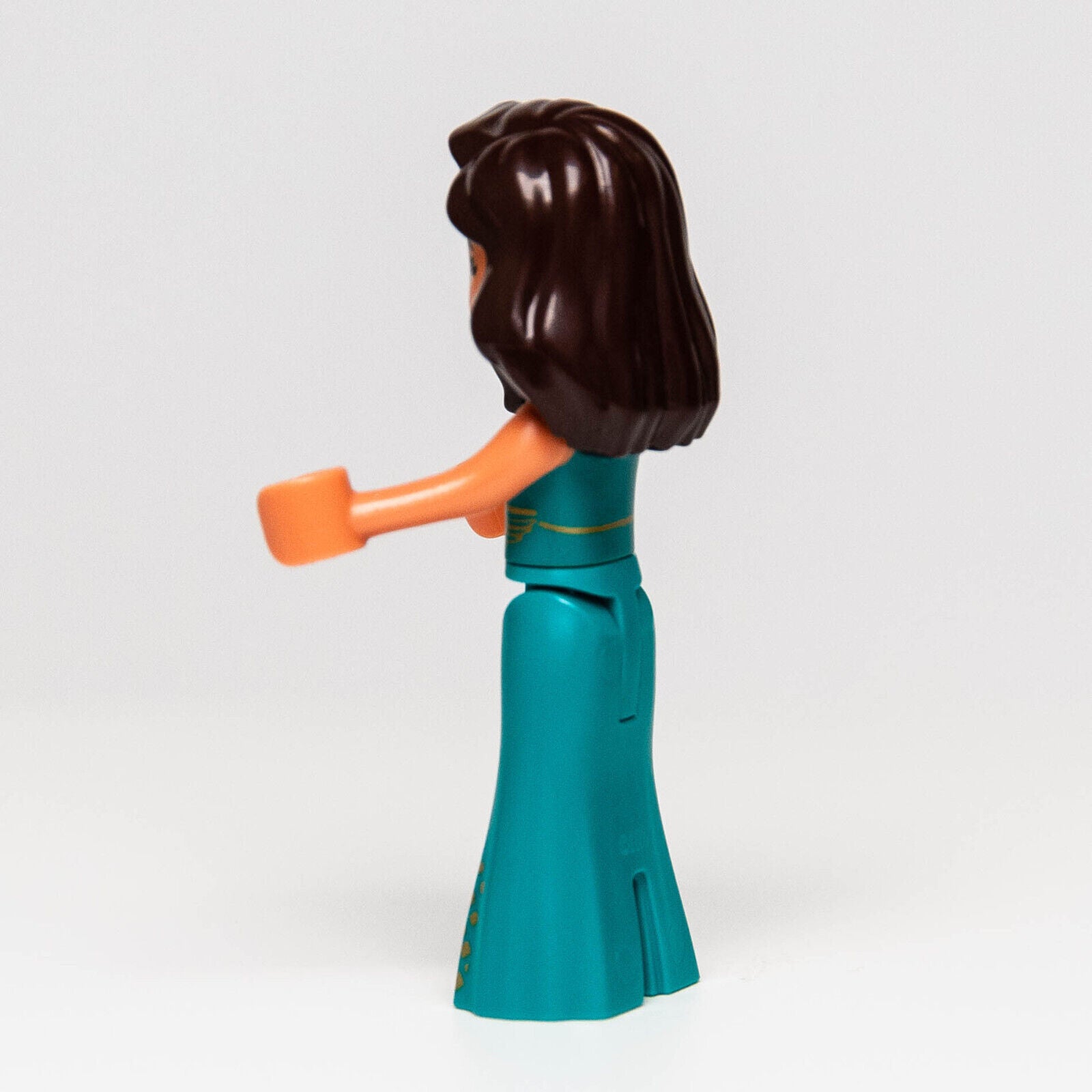 NEW Lego Friends Minifigure - Amelia w/ Gold Squares on Skirt (frnd451) 41684 - StudBee