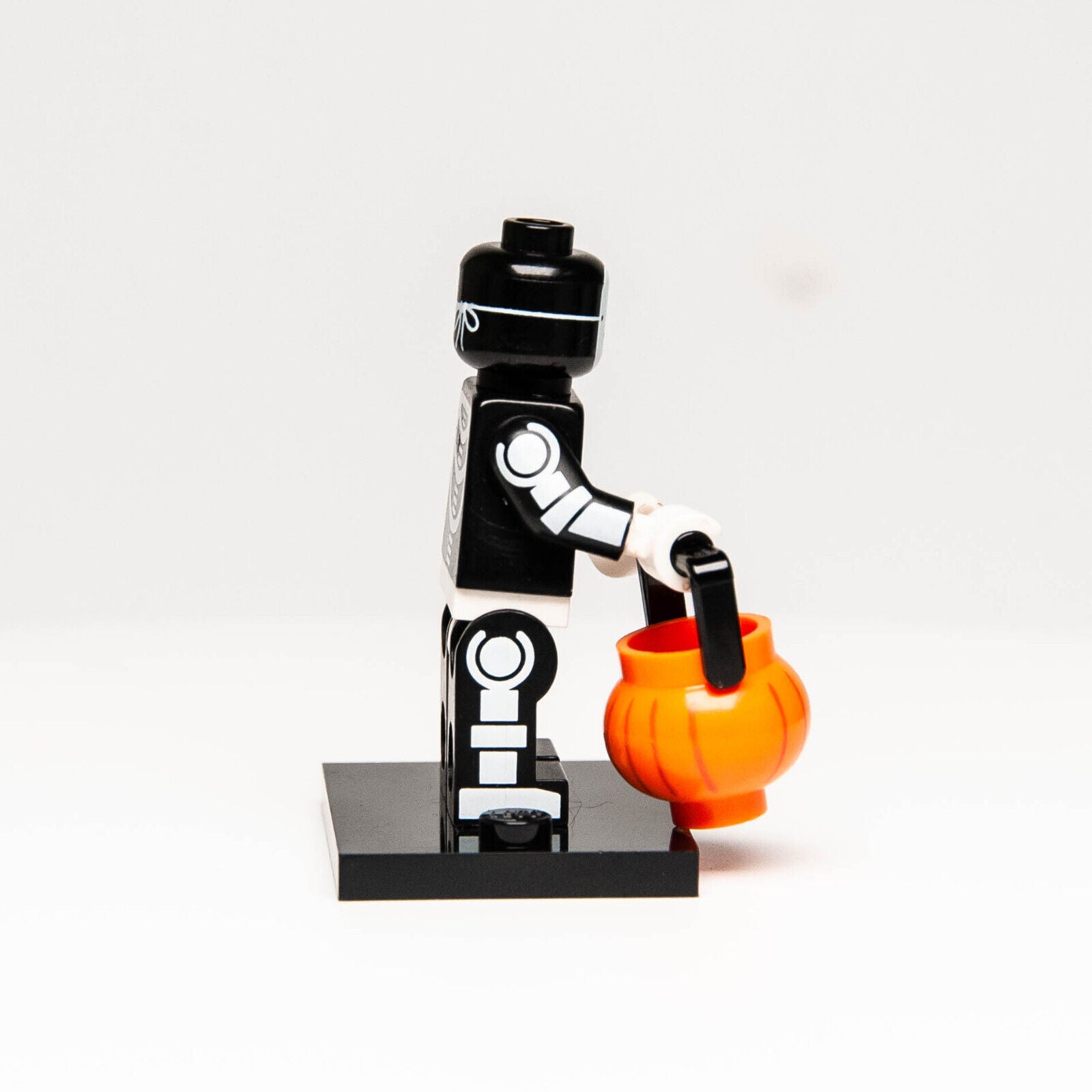Lego CMF 14 Skeleton Guy Jack O' Lantern Halloween Costume 71010 (blk (col14-11) - StudBee