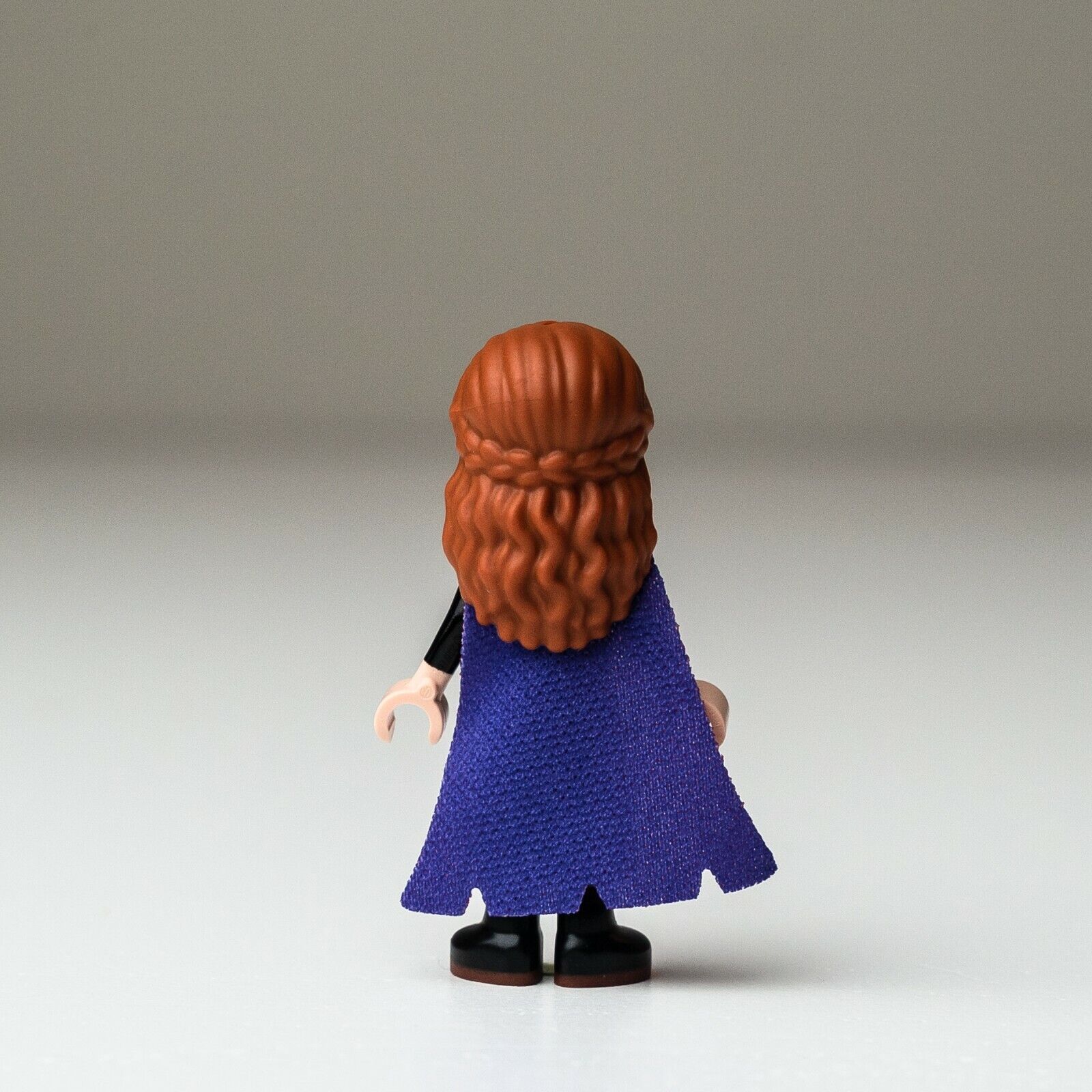 NEW Anna - Black Dress - Disney's Frozen -  (dp073) LEGO Minifigure - StudBee