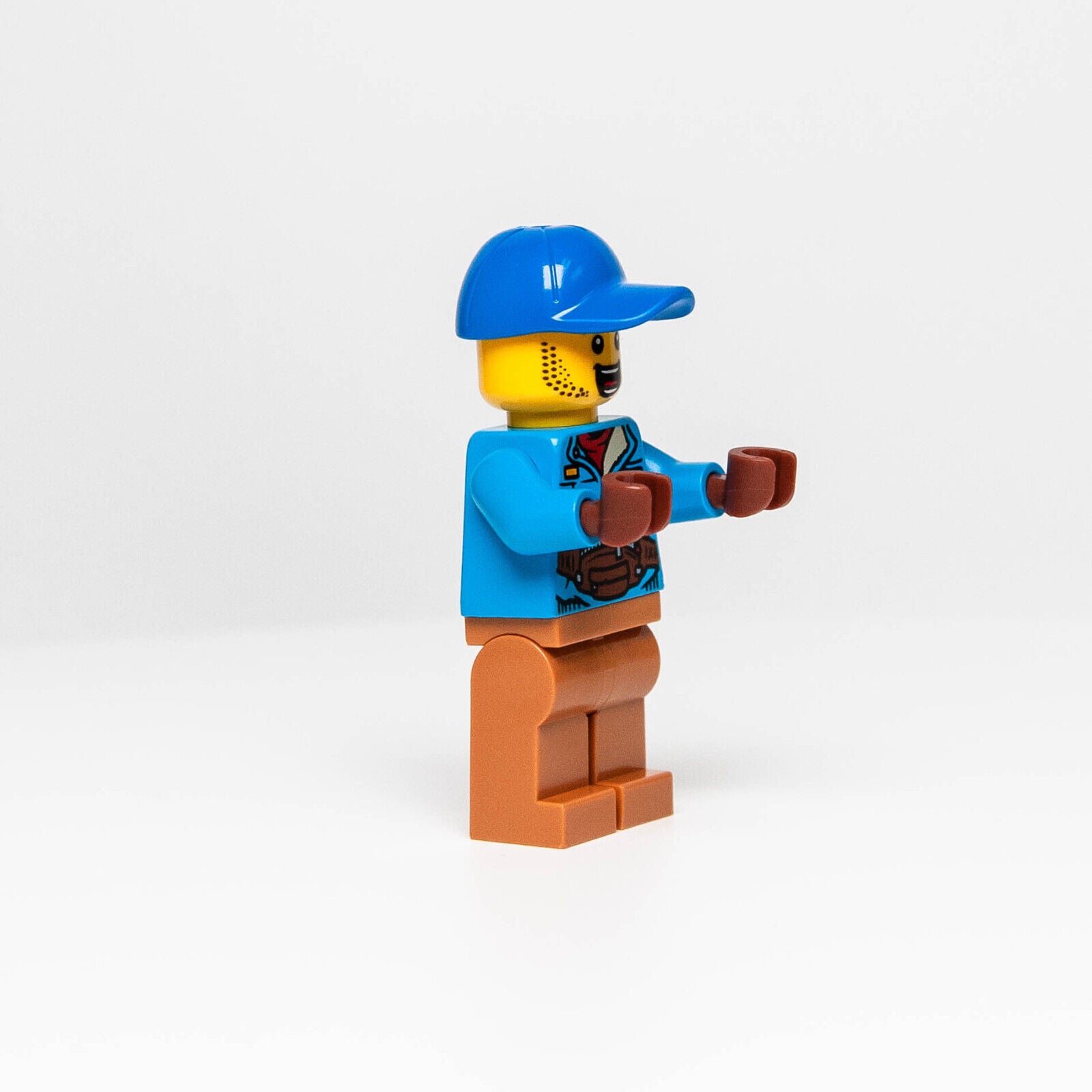 LEGO Chinese Lunar New Year Minifigure - Man Blue Cap Fanny Pack  80108 (hol263) - StudBee