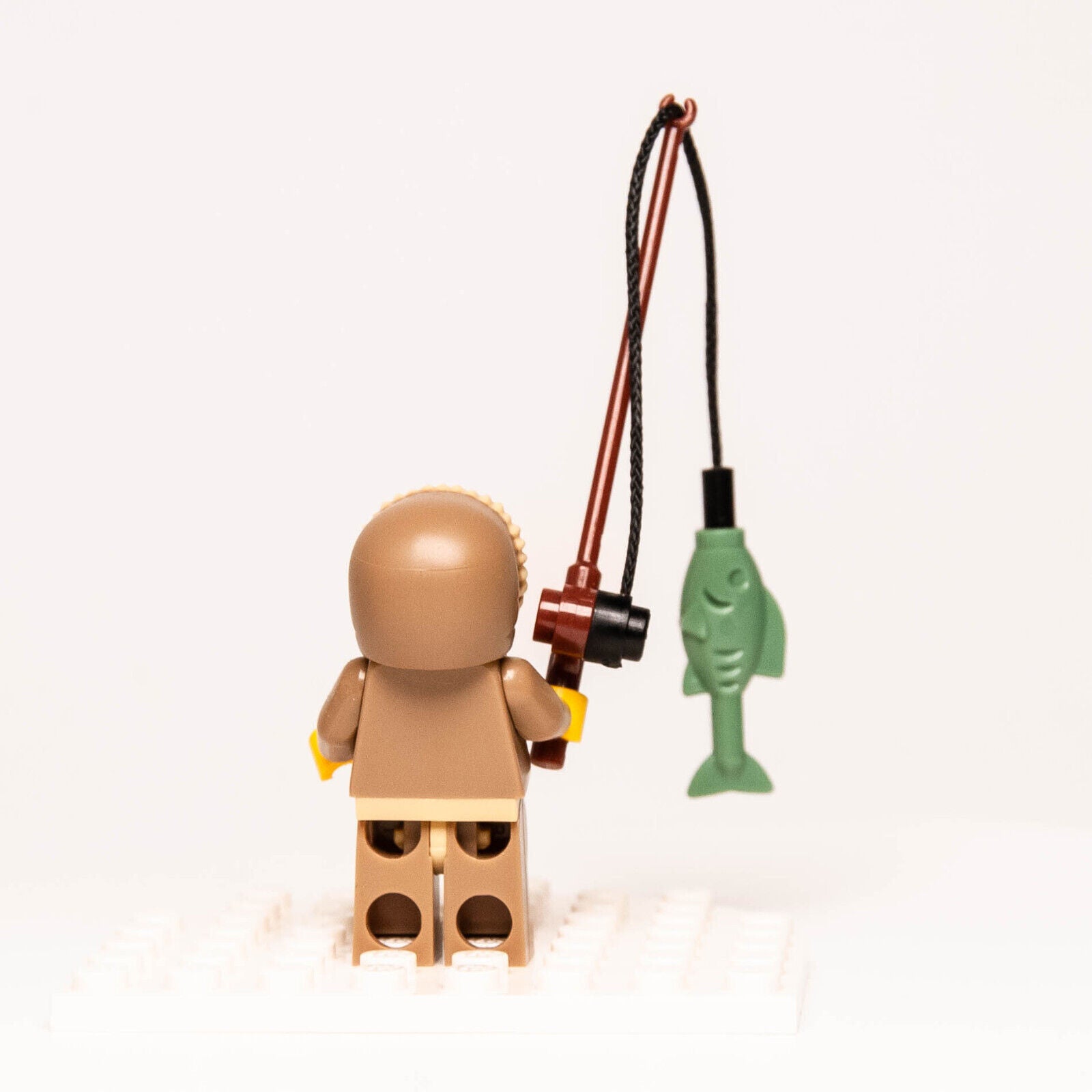 New LEGO CMF Series 5 - Ice Fisherman Minifigure (col05-4) 8805 col068 Winter - StudBee