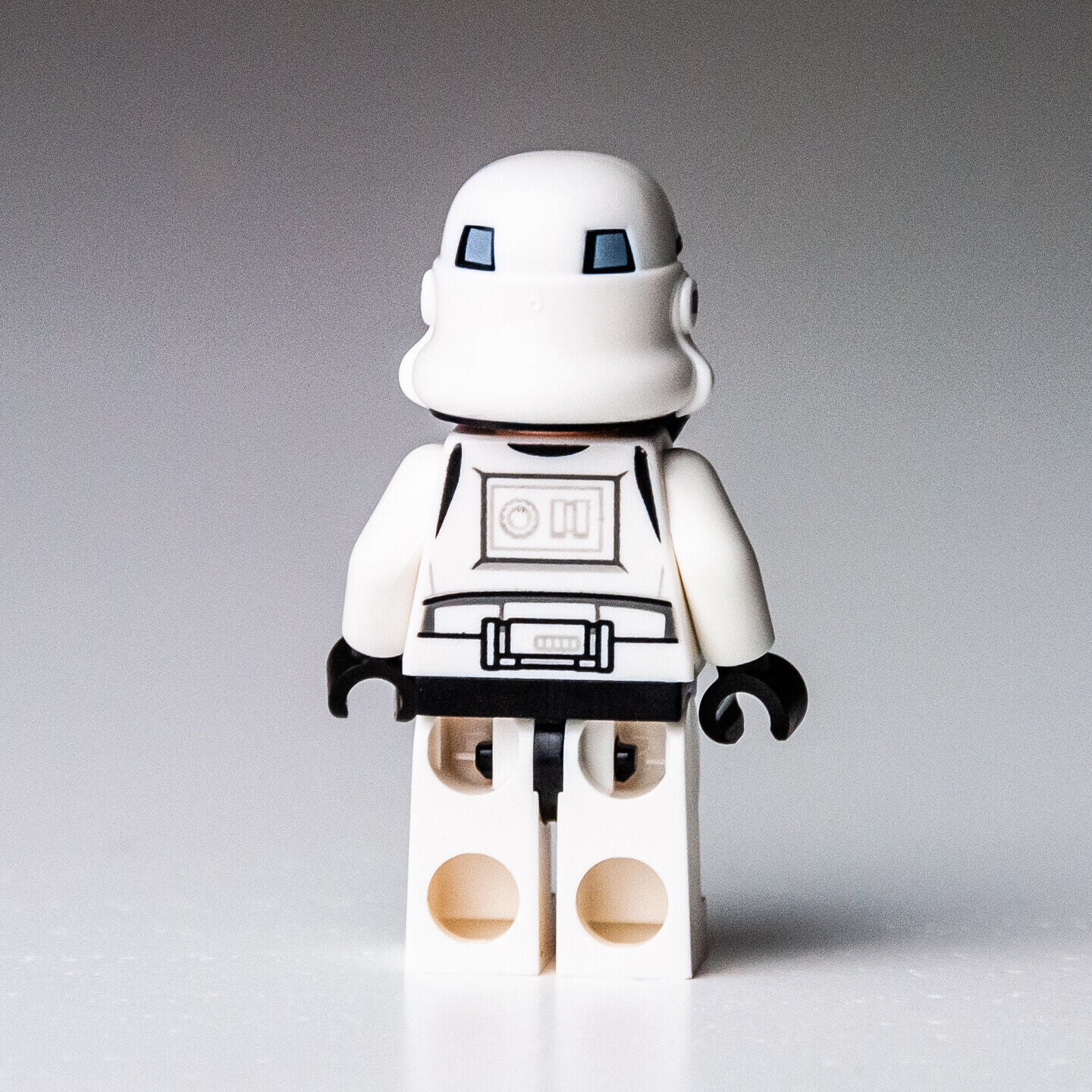 NEW LEGO Stormtrooper Minifigure Female Imperial Armored Marauder 75311 (sw1168 - StudBee