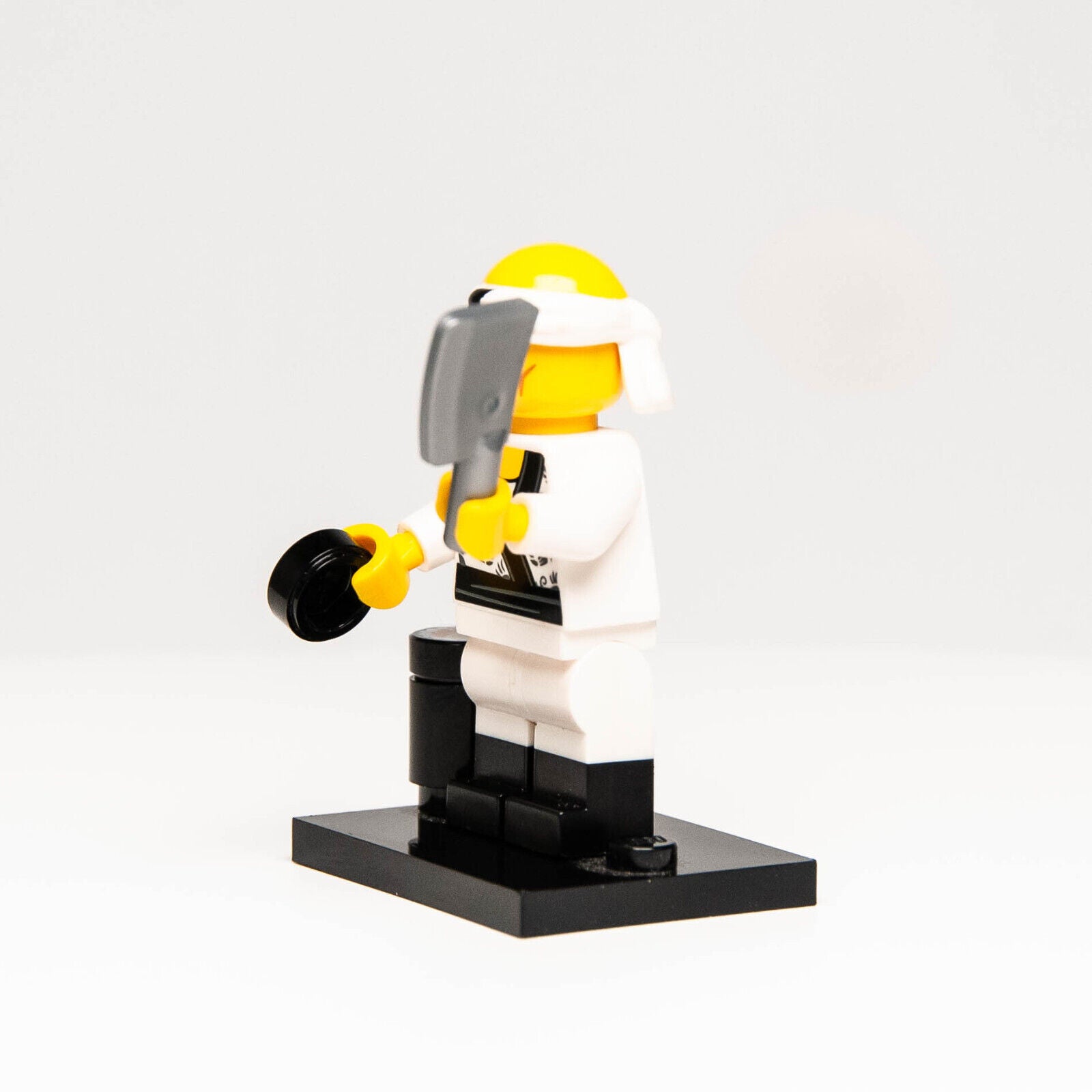 Lego Sushi Chef Minifigure - Ninjago Movie CMF coltlnm-19 (coltlnm19) 71019 - StudBee