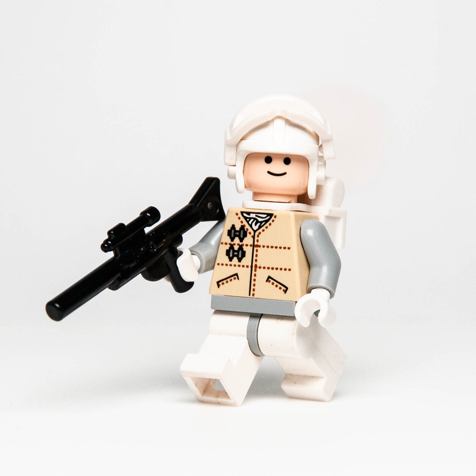 Lego Star Wars Minifigure - Hoth Rebel - Nougat Head, Snow Goggles (sw0252) 7749 - StudBee