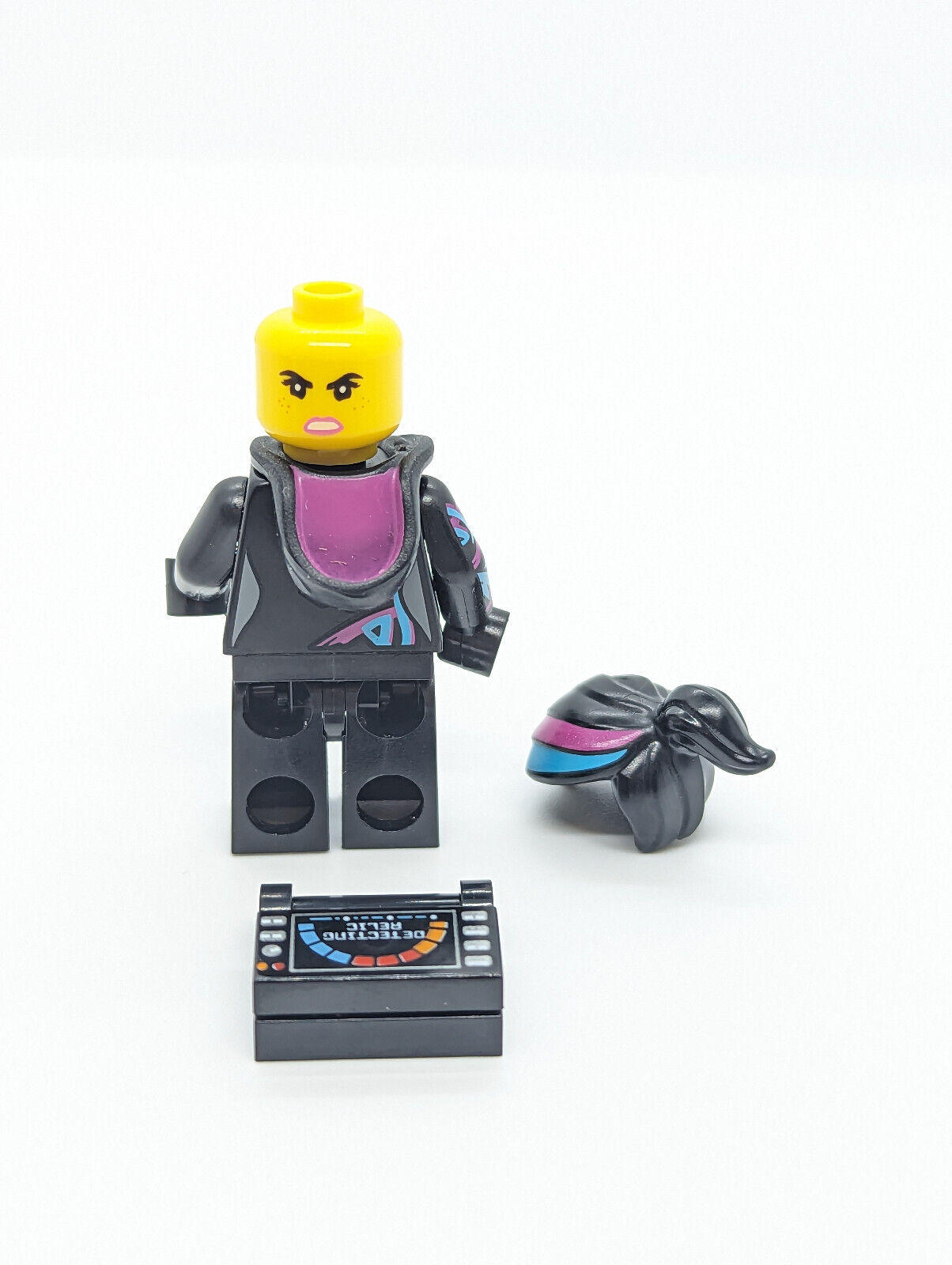 LEGO Movie Minifigure- Wyldstyle w/ Relic Detector (tlm099) 71200 - StudBee