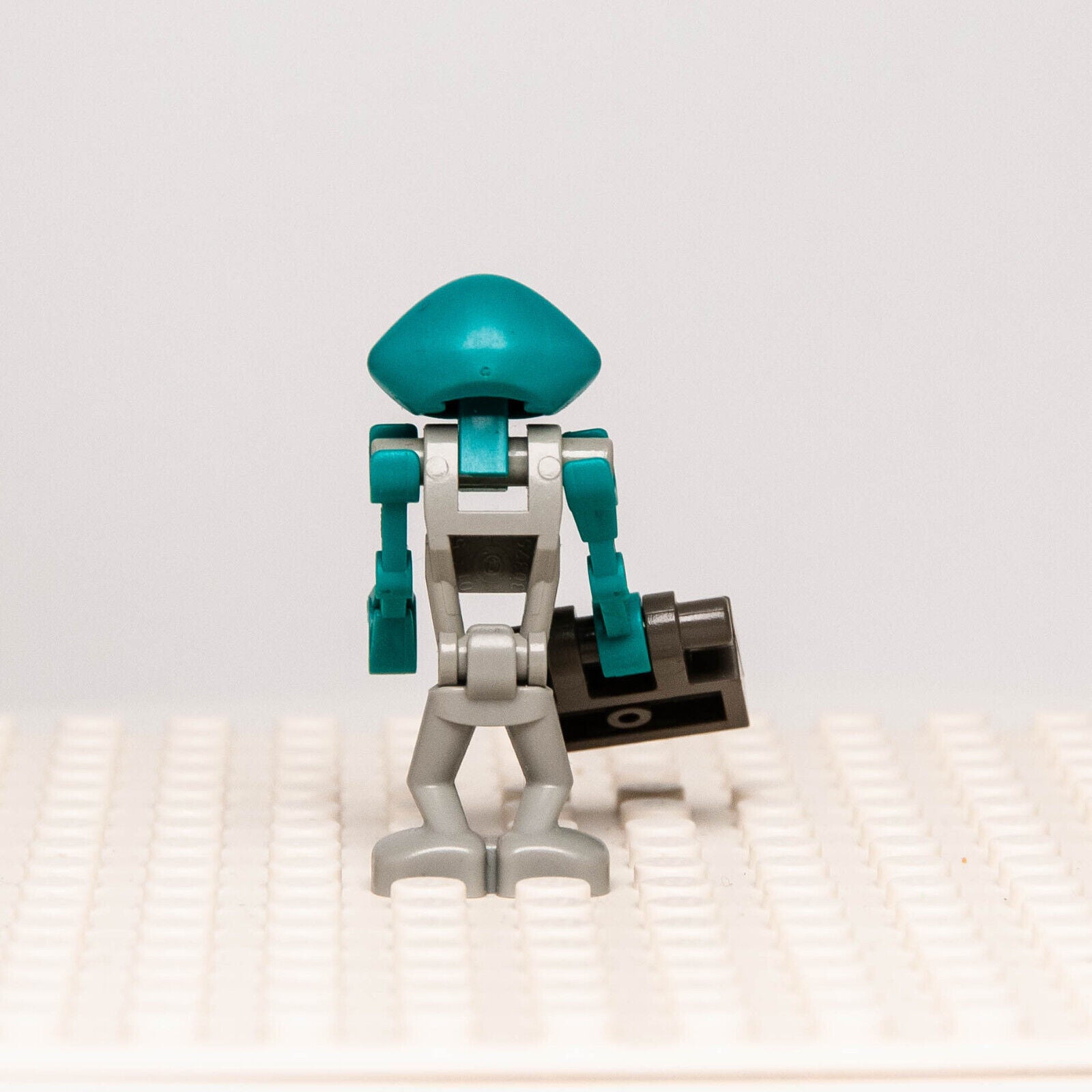 LEGO Space Life on Mars minifigure - POLLUX Martian (lom010) 7316 - StudBee