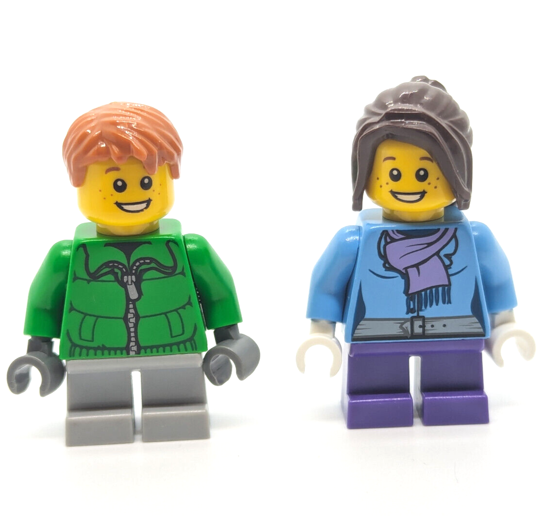 Lego Minifigures from 3300014 Holiday Sleigh Set 2012 Winter Horse Christmas) - StudBee