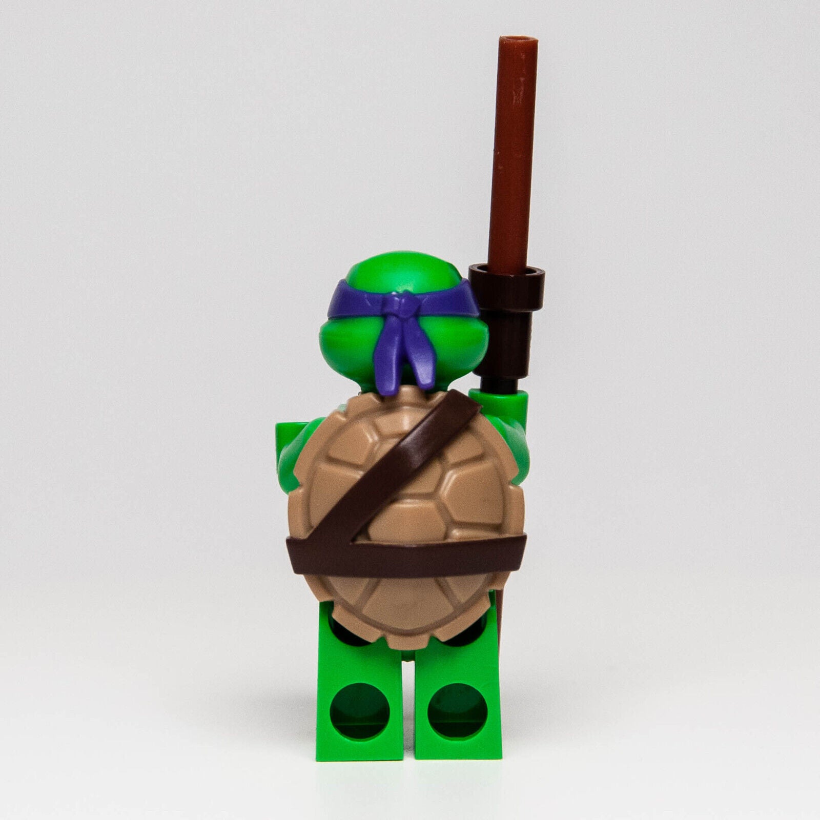 Lego TMNT Minifigure - Donatello, Frown w/ Weapon (tnt019) 79101 - StudBee
