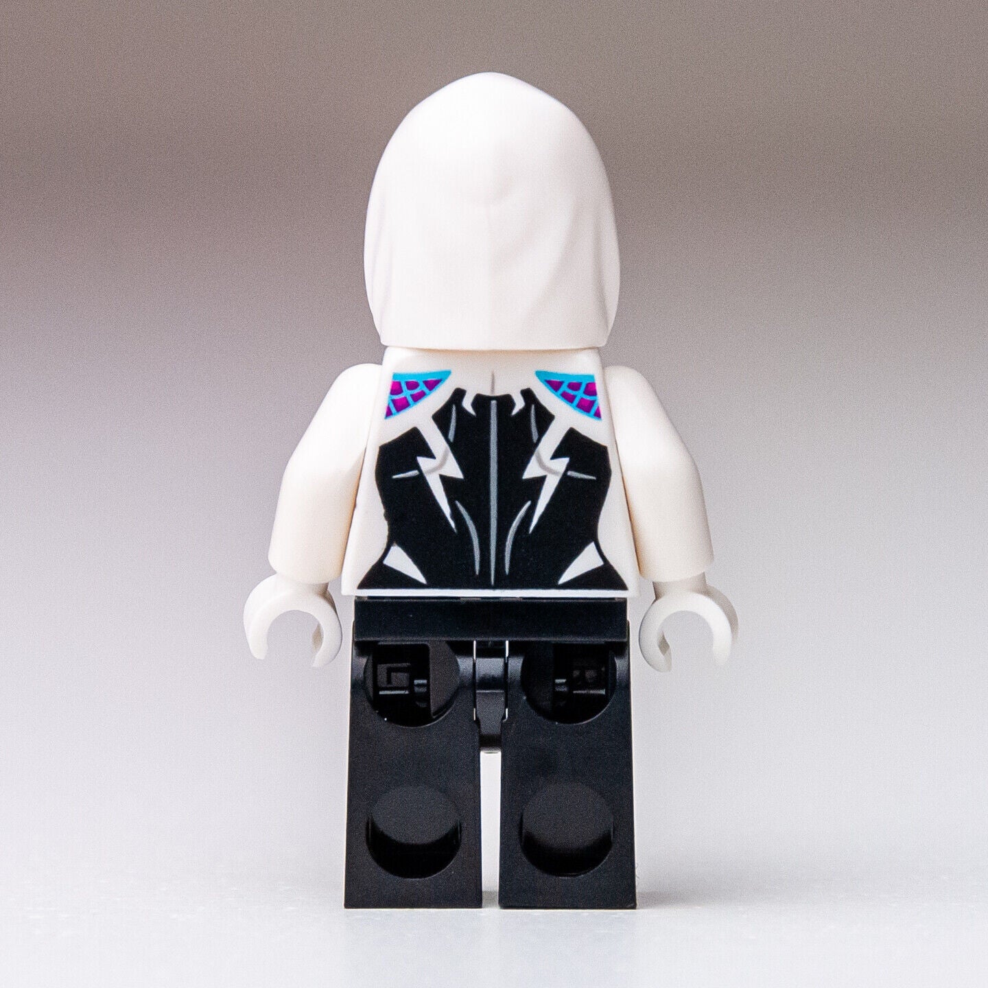 New LEGO Ghost Spider / Spider-Gwen, White Hood Basic Smooth Minifigure (sh682) - StudBee