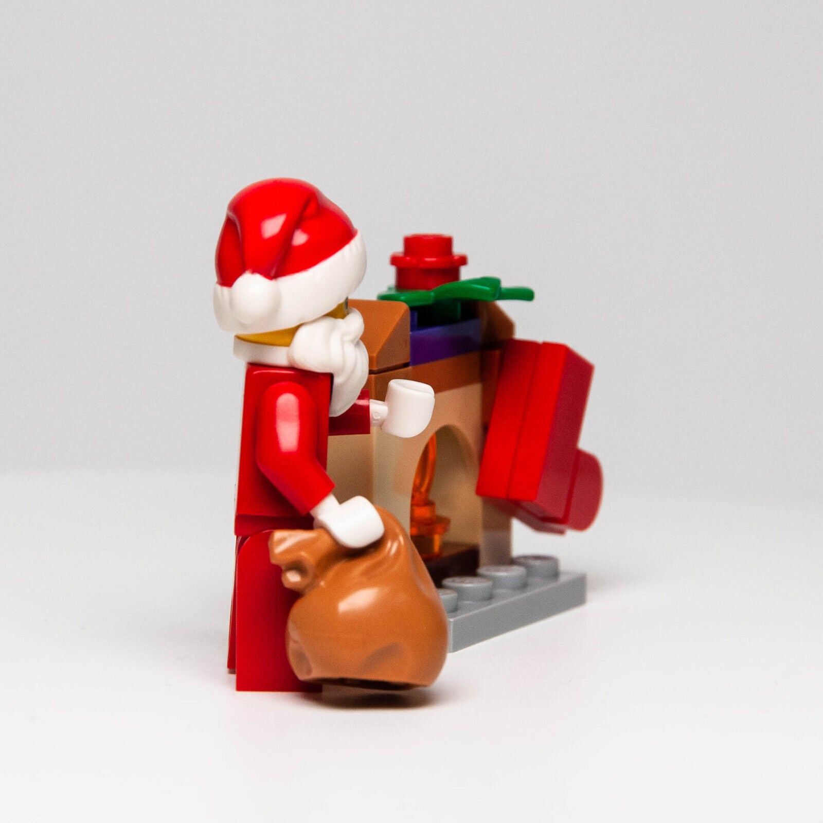 New LEGO Advent Minifigure Lot Santa Claus 60201-25 Fireplace 41420-4 Christmas) - StudBee