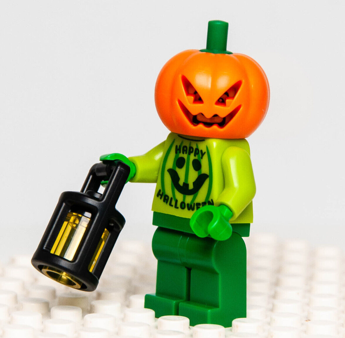 New Lego BAM 2023 Q4 Minifigure - Happy Halloween Jack O' Lantern Guy (blk - StudBee